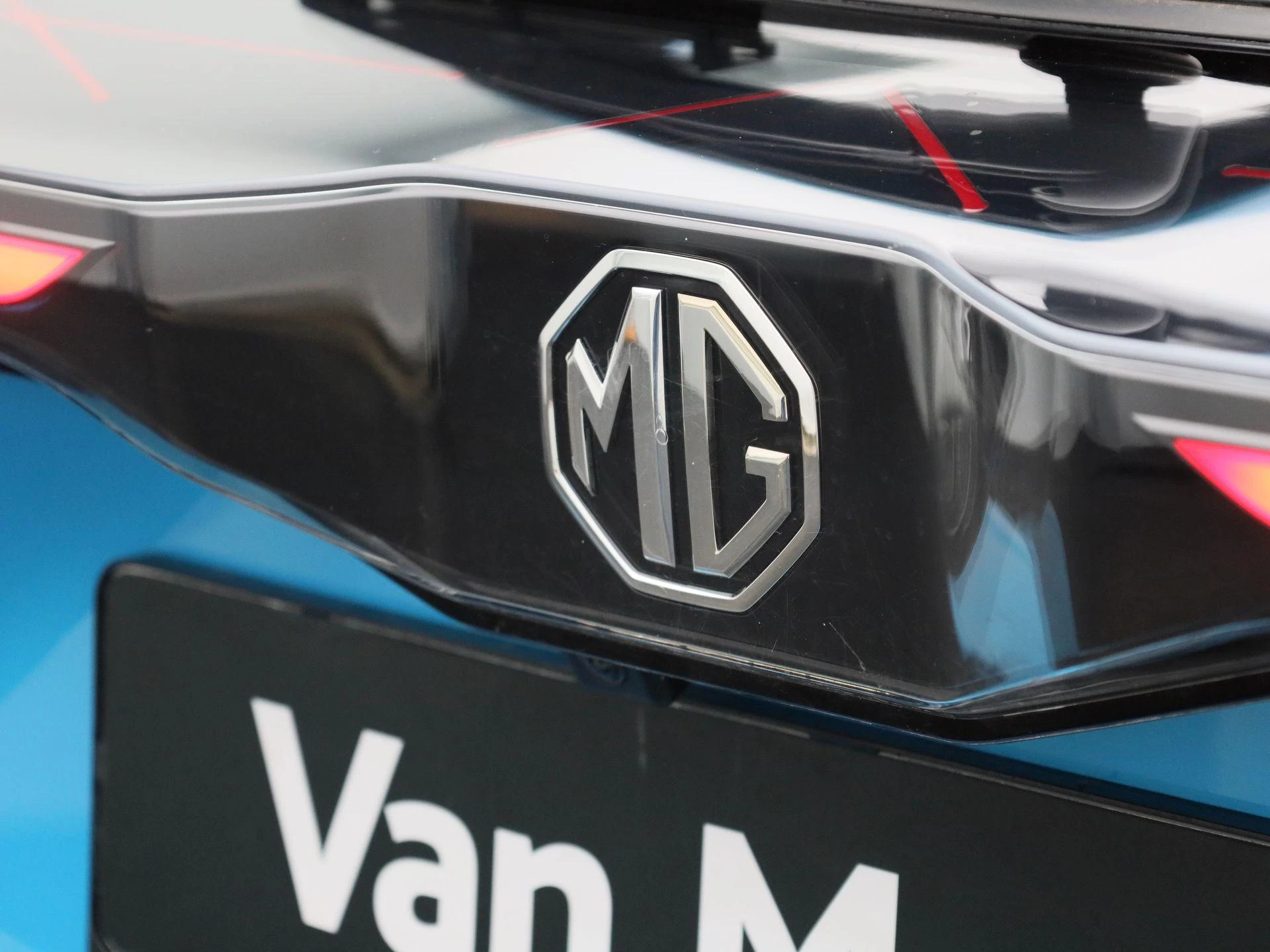 MG MG4 64 kWh Luxury