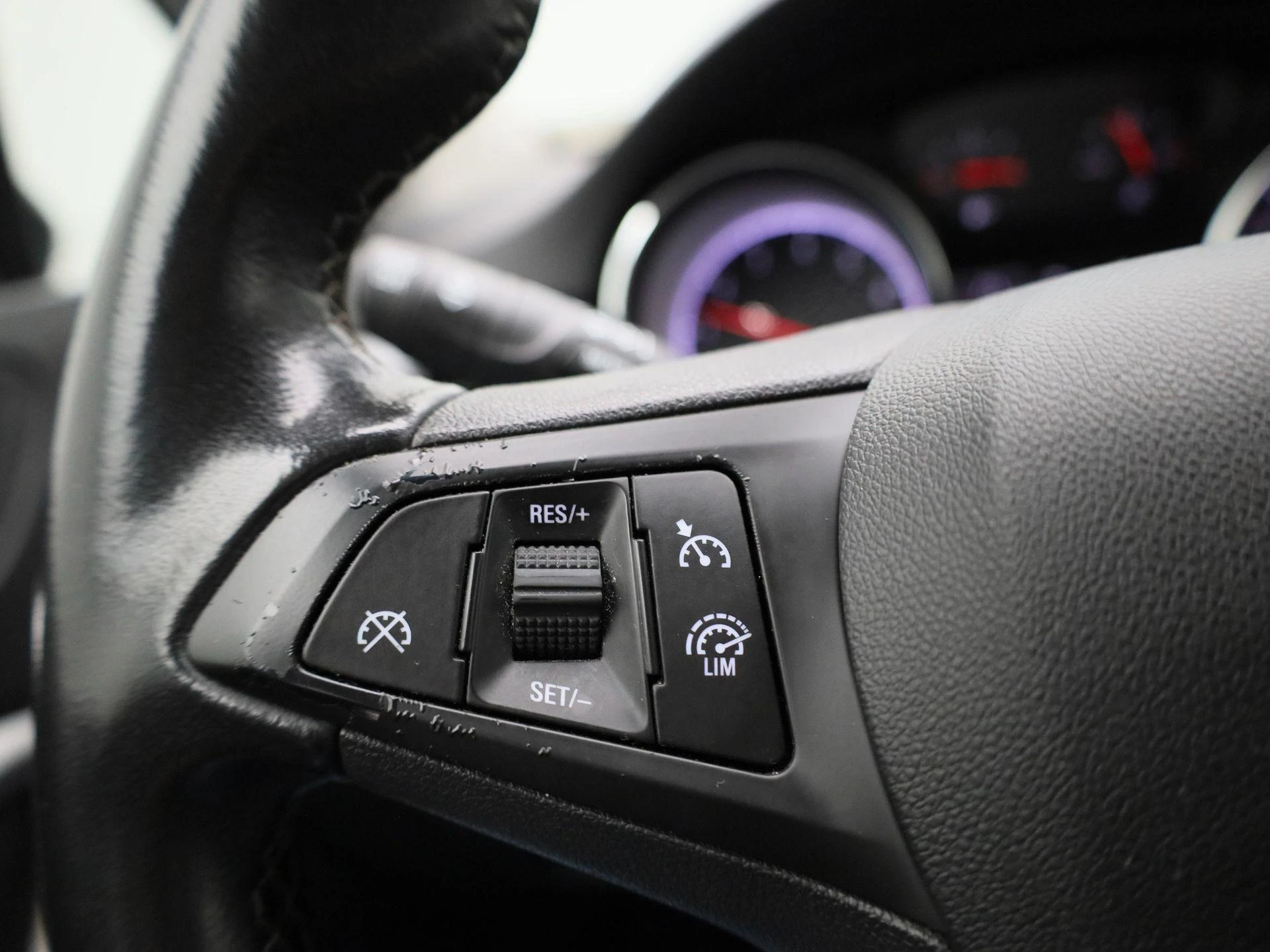 Opel-Astra-image-19