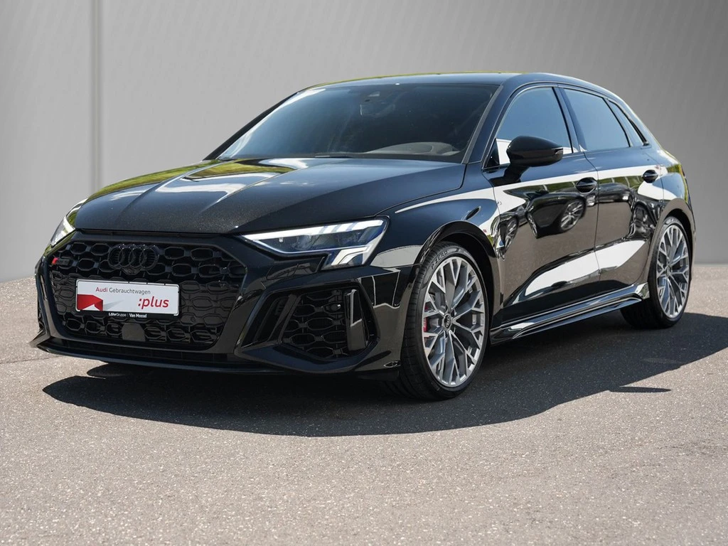 Audi RS3 Sportback 2.5 TFSI SportAGA Optik schwarz+