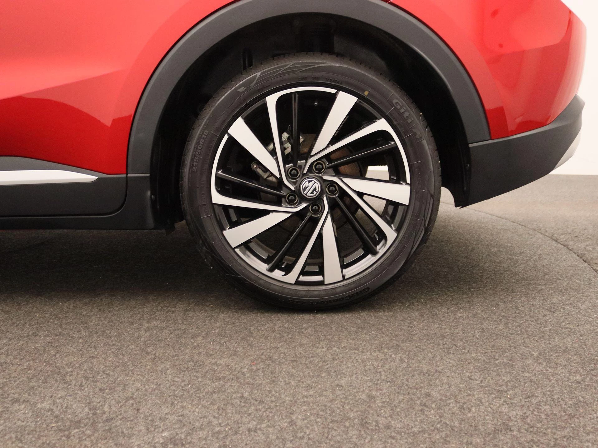 MG-ZS-image-15
