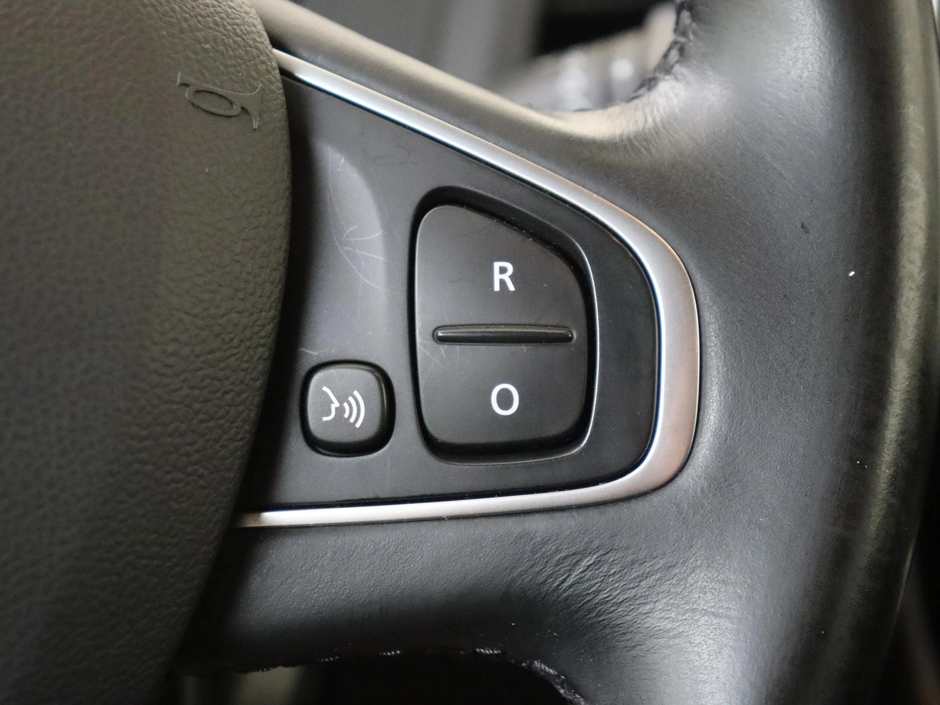 Renault-Captur-image-12