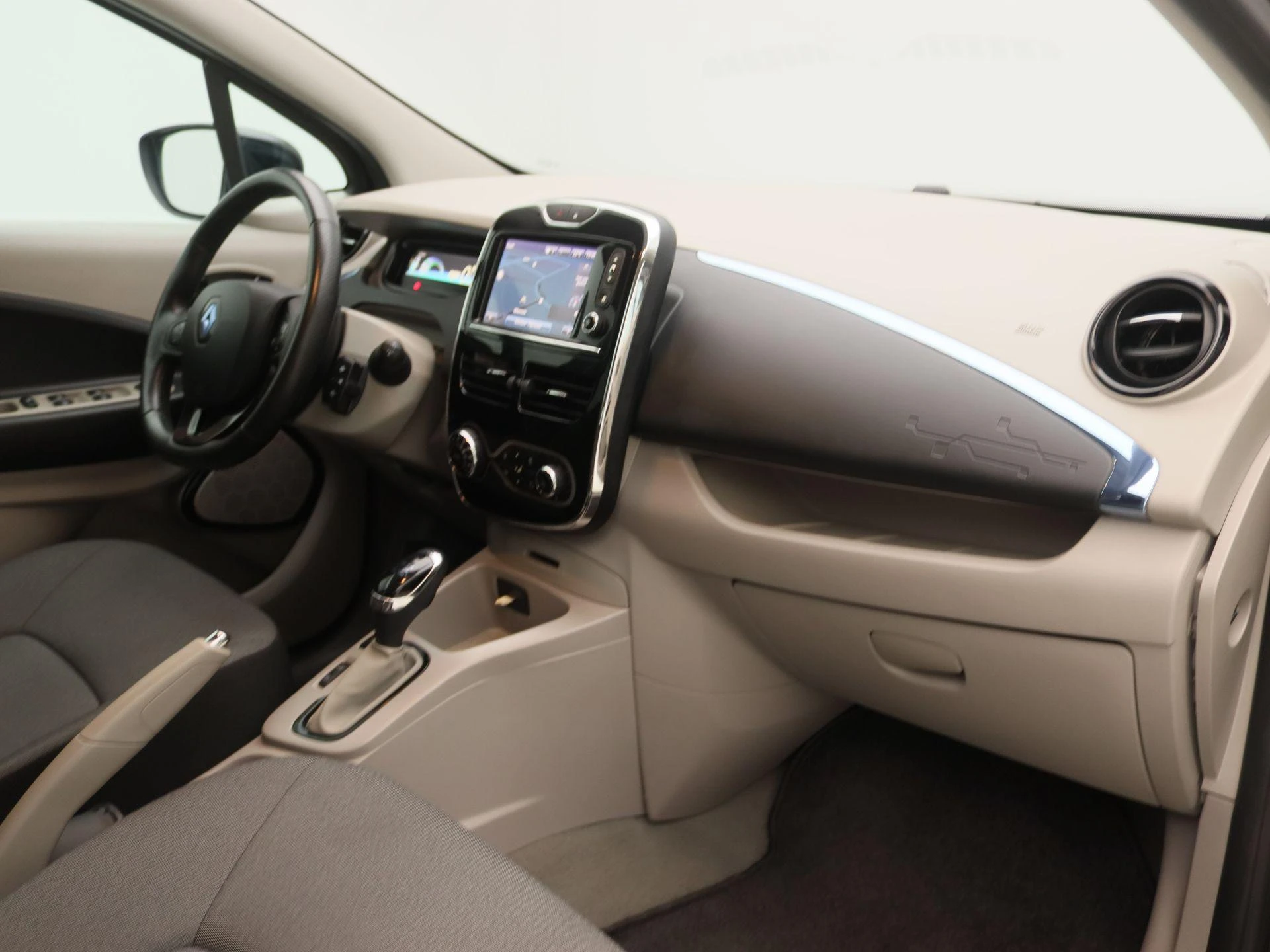 Renault-ZOE-image-21