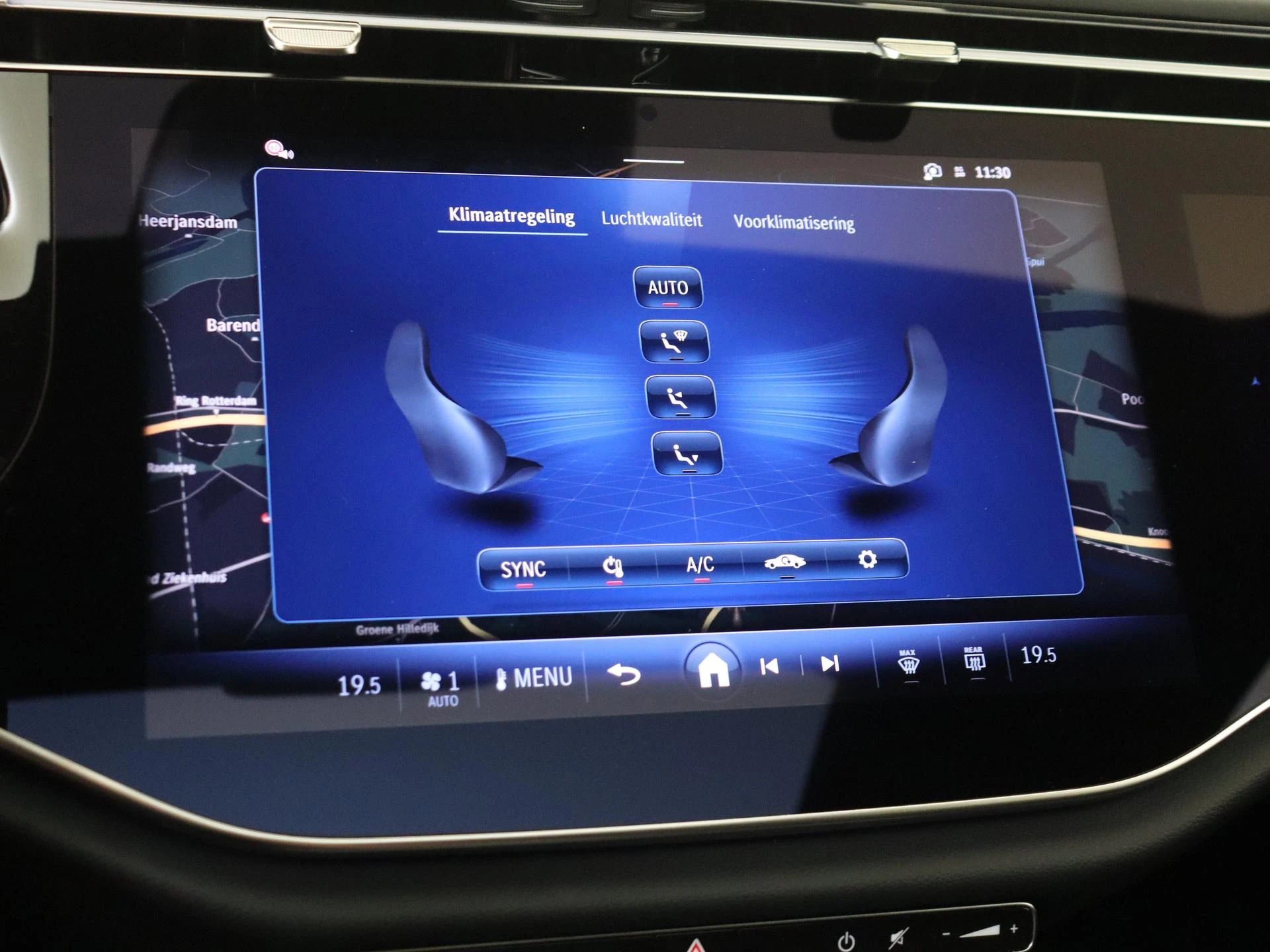 Mercedes-Benz-E-Klasse-image-18