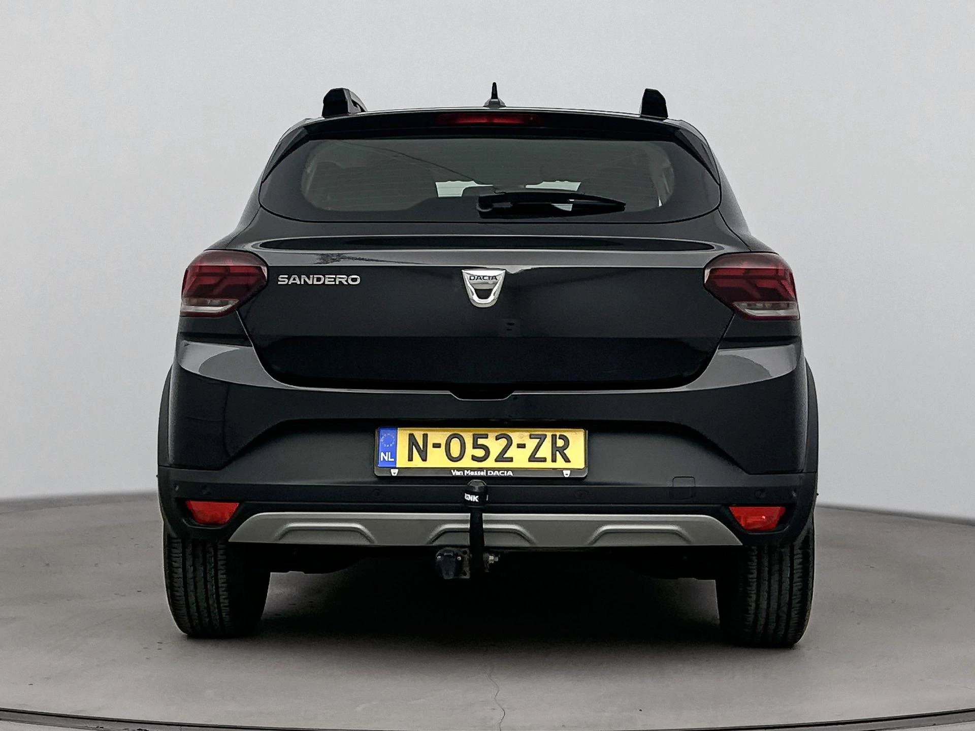 Dacia-Sandero Stepway-image-2