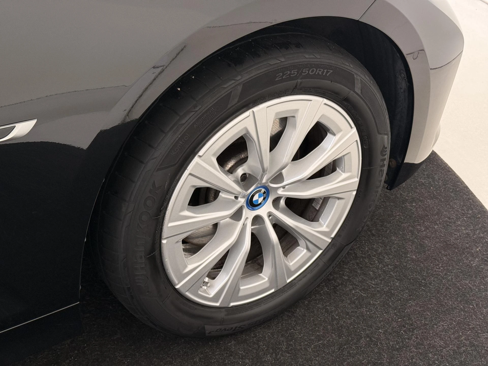 BMW-3 Serie-image-29