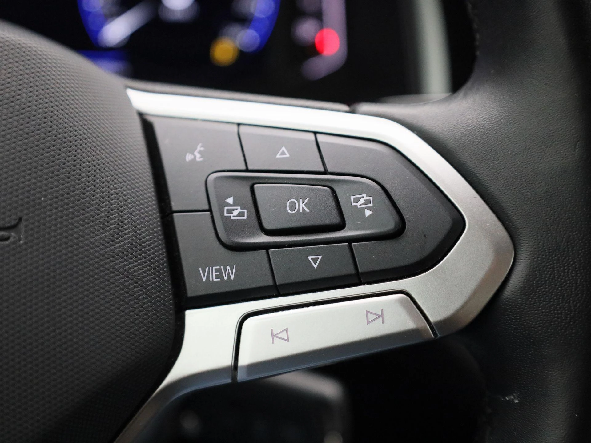 Volkswagen-Polo-image-21