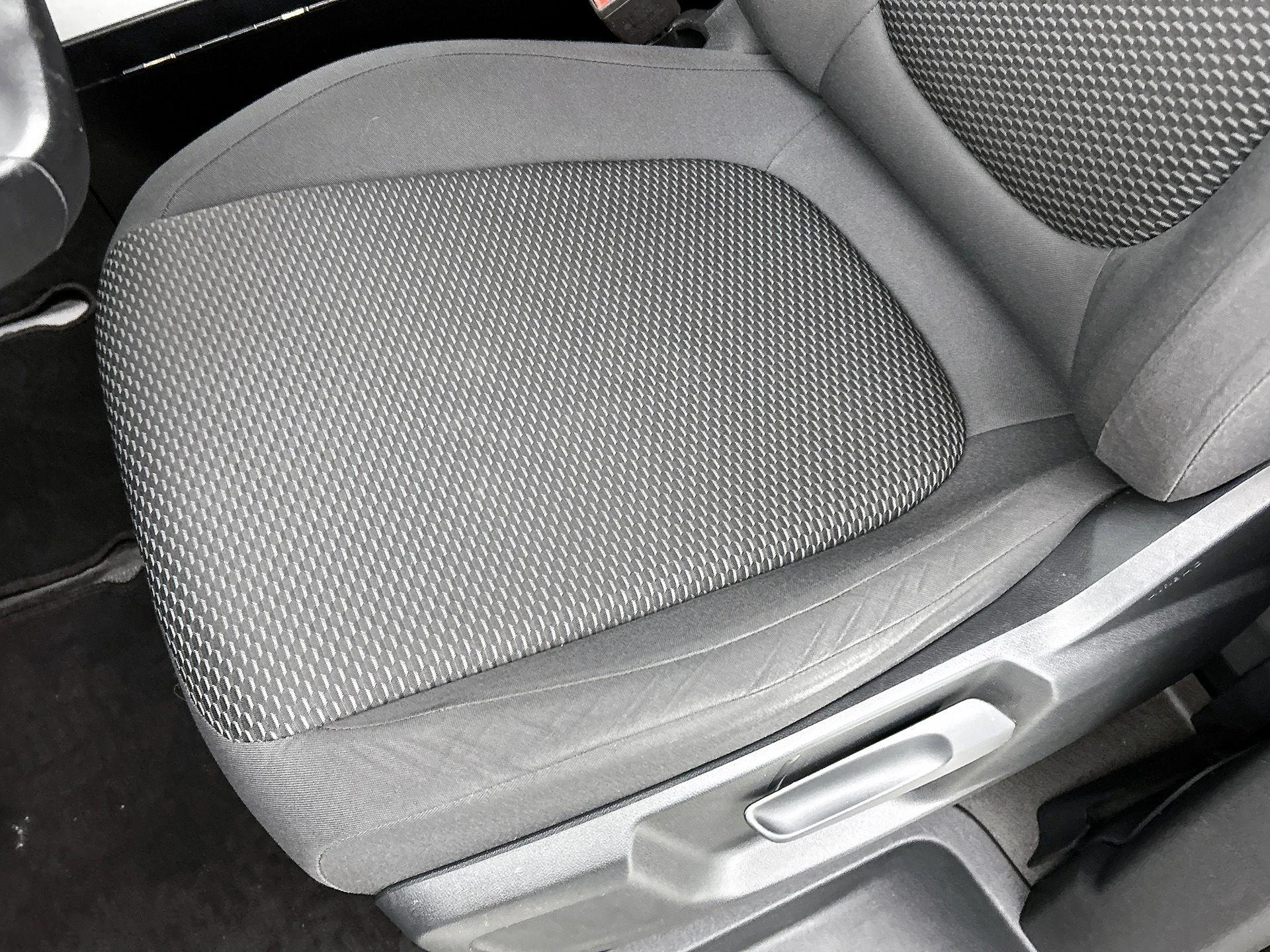 Volkswagen-ID. Buzz Cargo-image-15