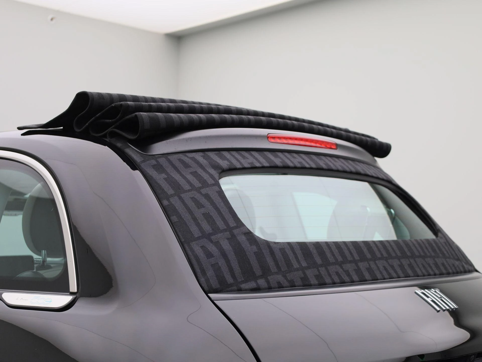 Fiat-500C-image-13