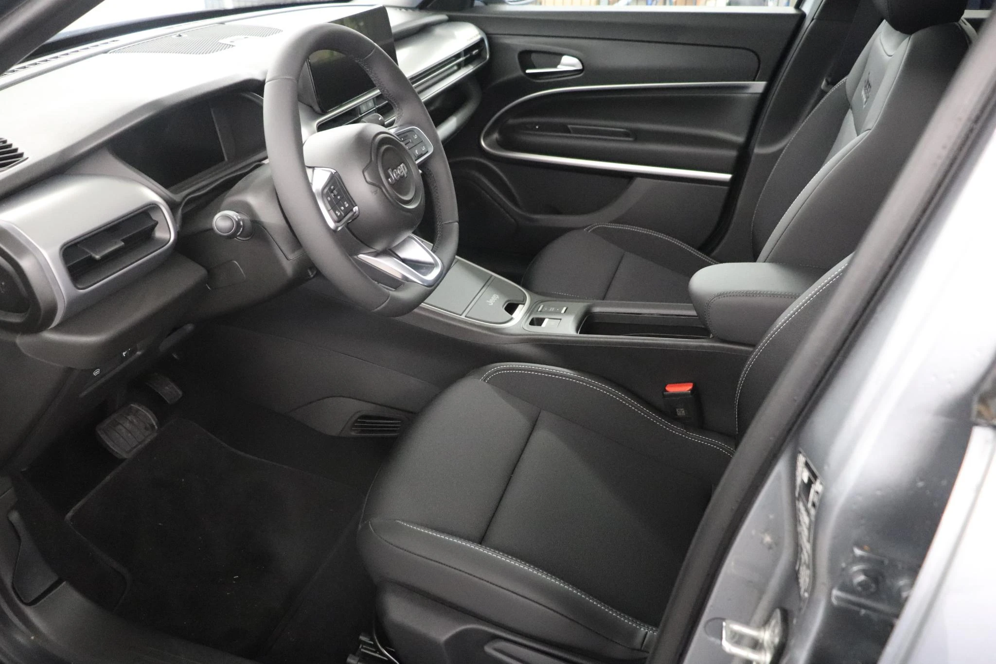Jeep-Avenger-image-12