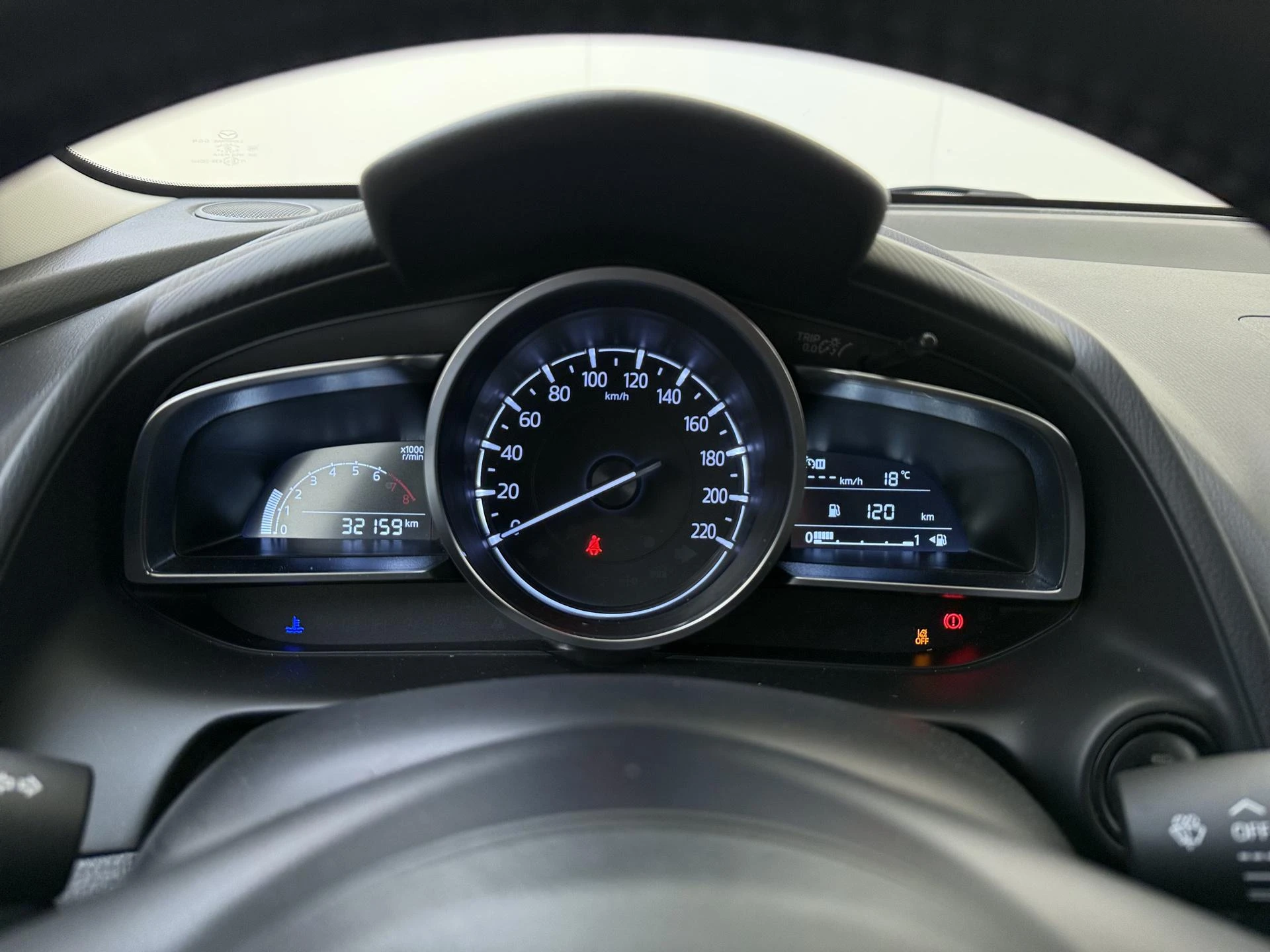 Mazda-2-image-10