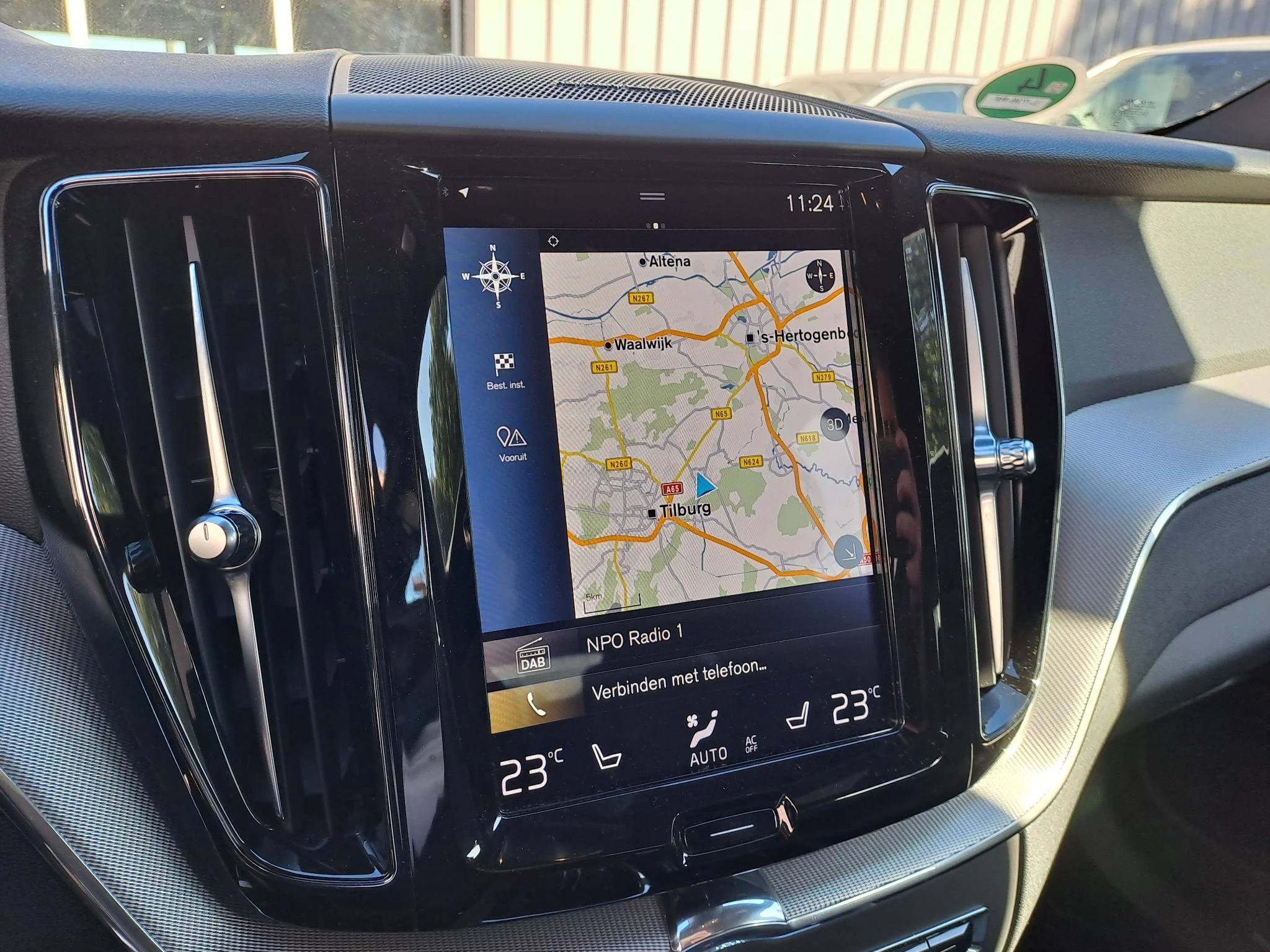 Volvo-XC60-image-16