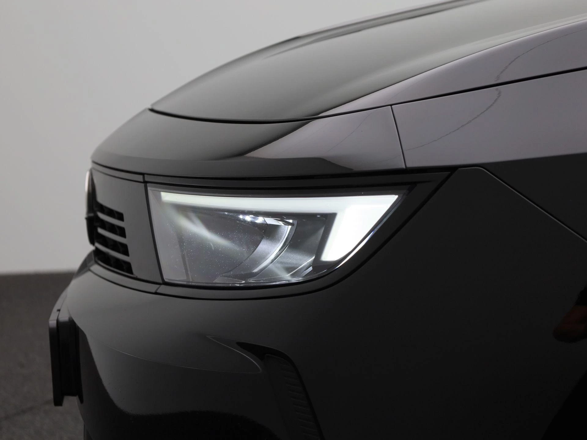 Opel-Astra-image-14