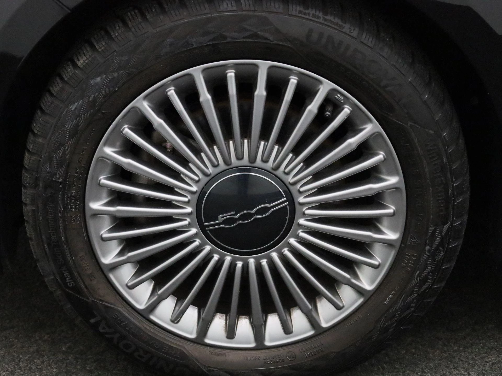 Fiat-500C-image-12