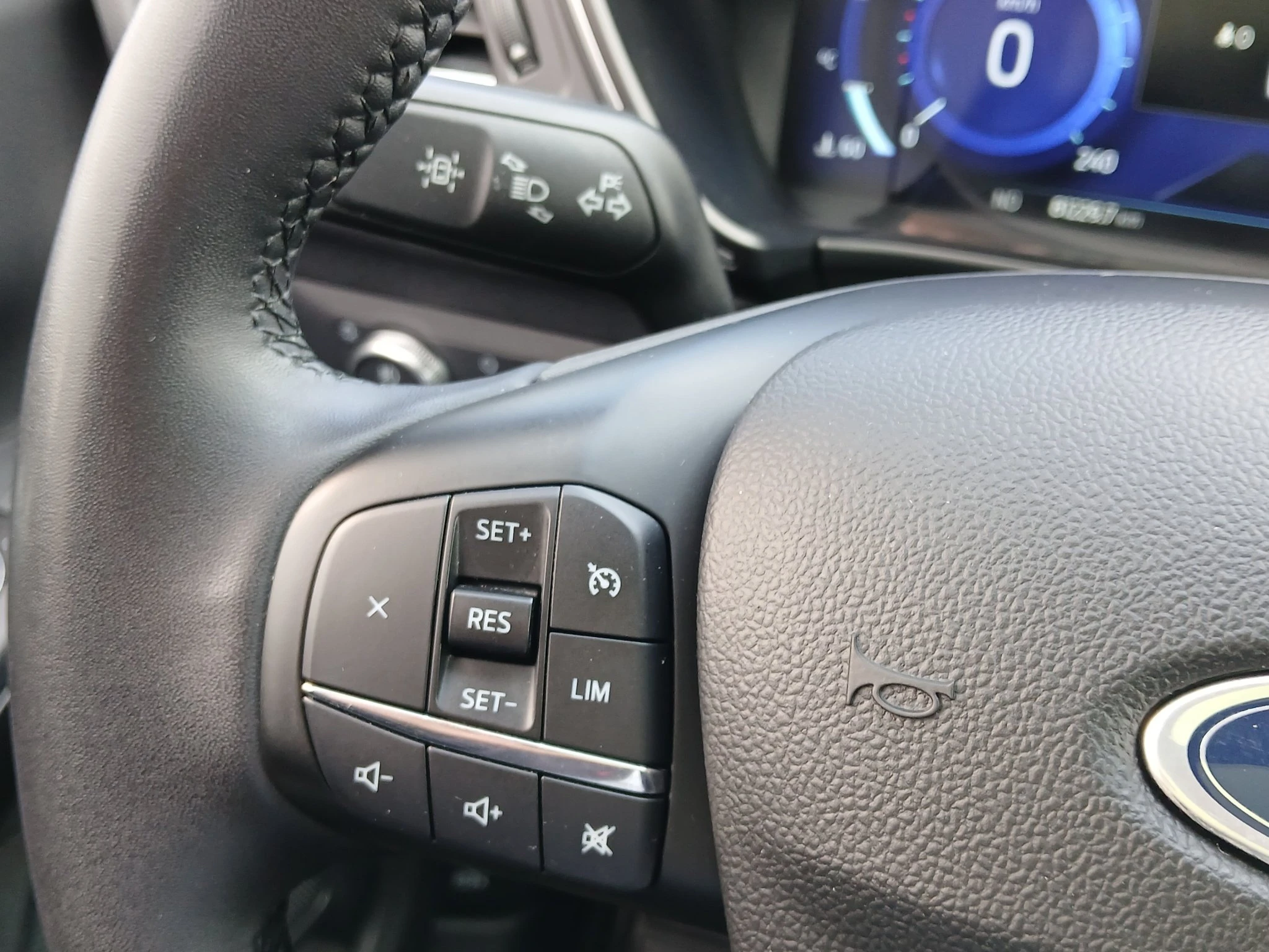 Ford Kuga Titanium NAVI | AHK | KAM | WiNTER-PAKET