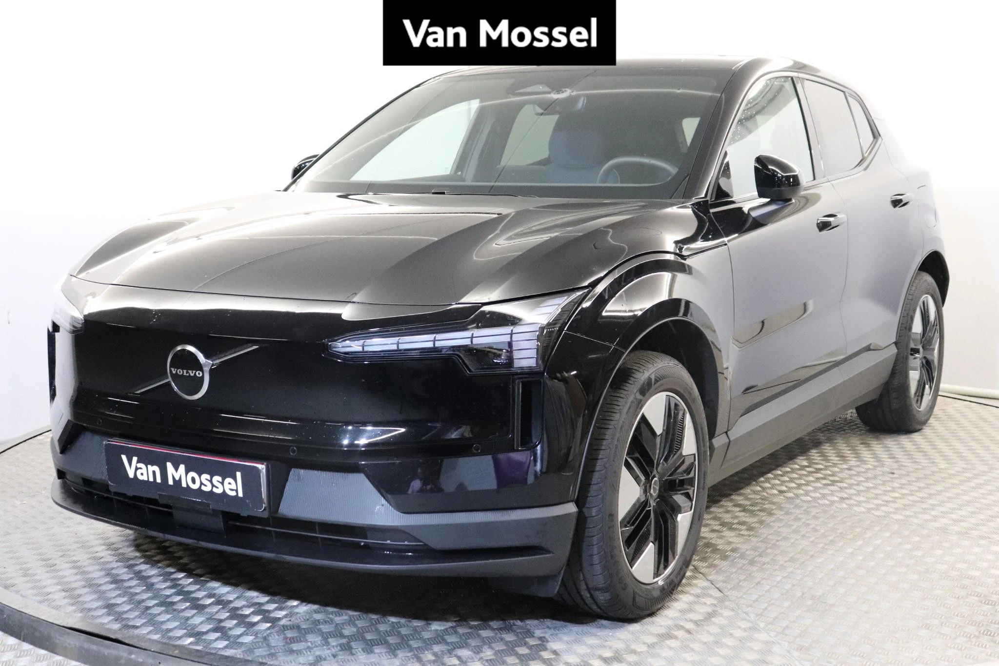 Volvo-EX30-image-0