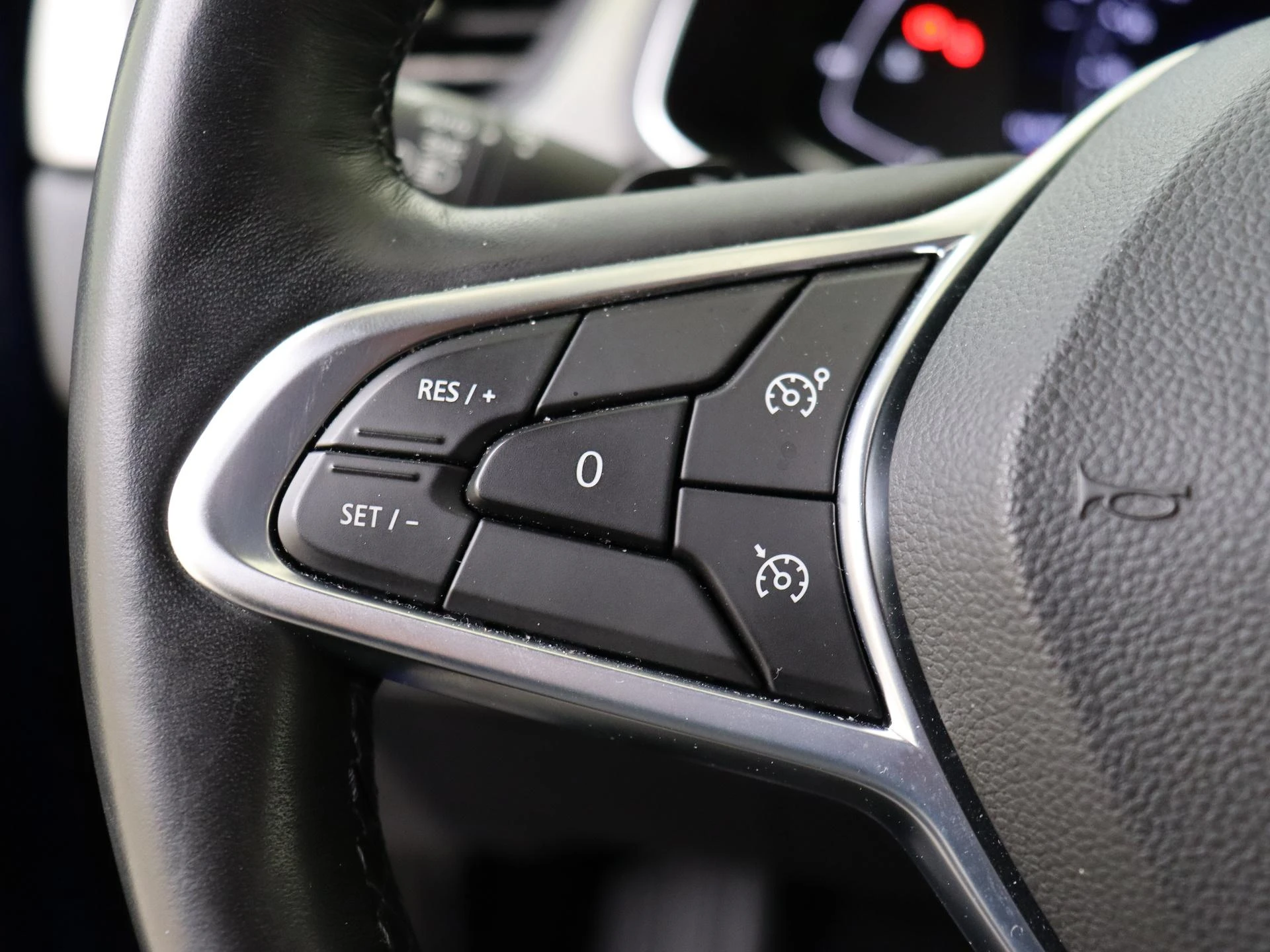 Renault-Captur-image-11