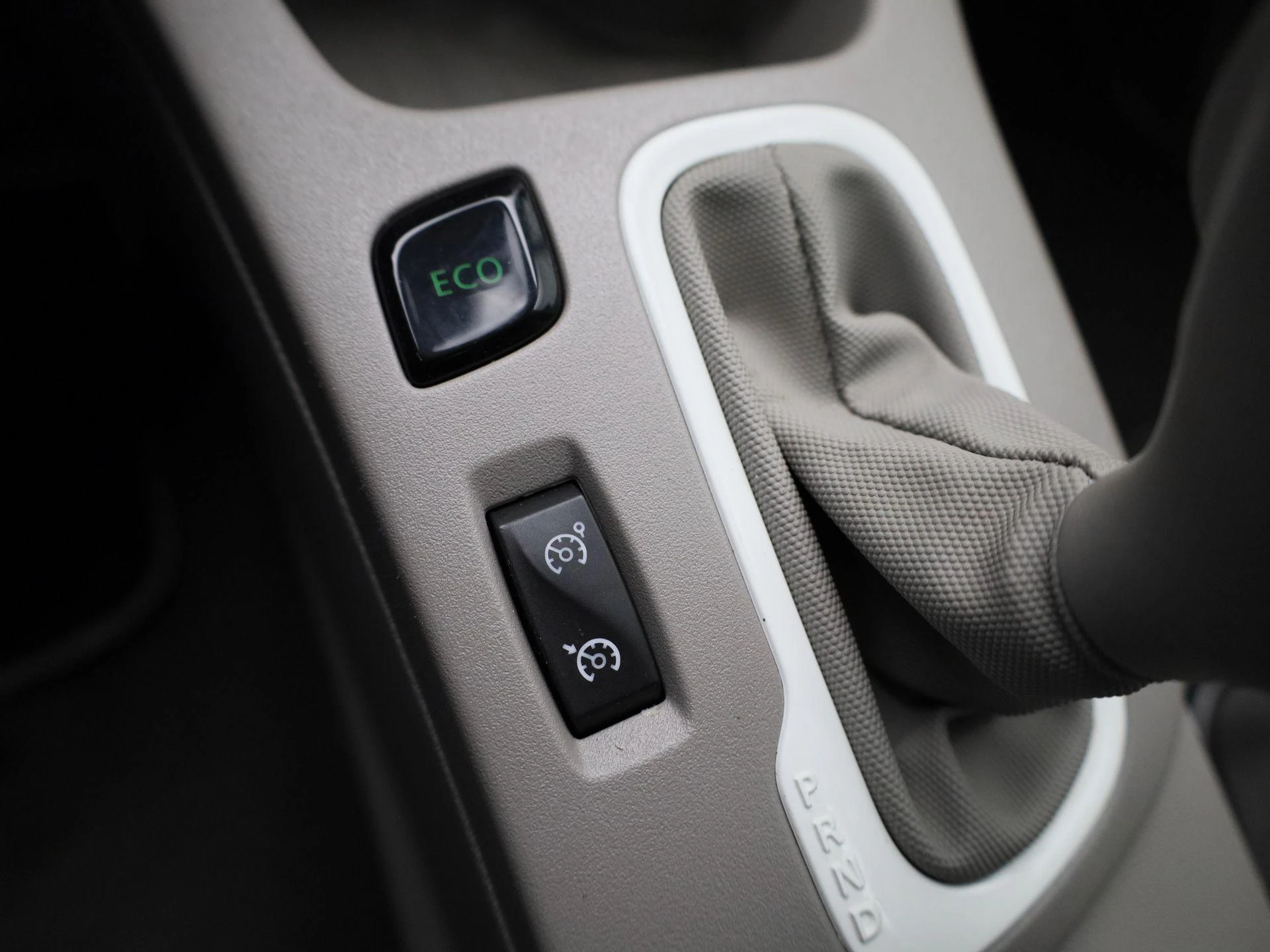 Renault-ZOE-image-24