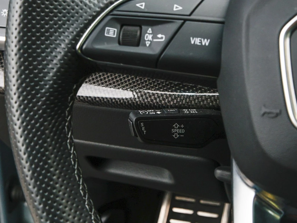 Audi Q7 55 TFSI S line competition + Panorama B&O