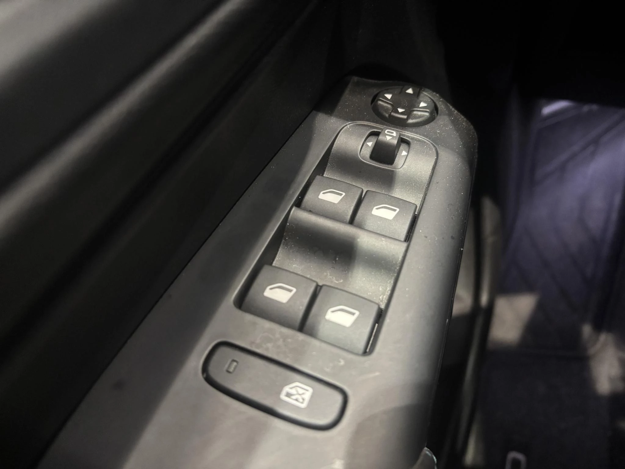 Citroën-C5 Aircross-image-16