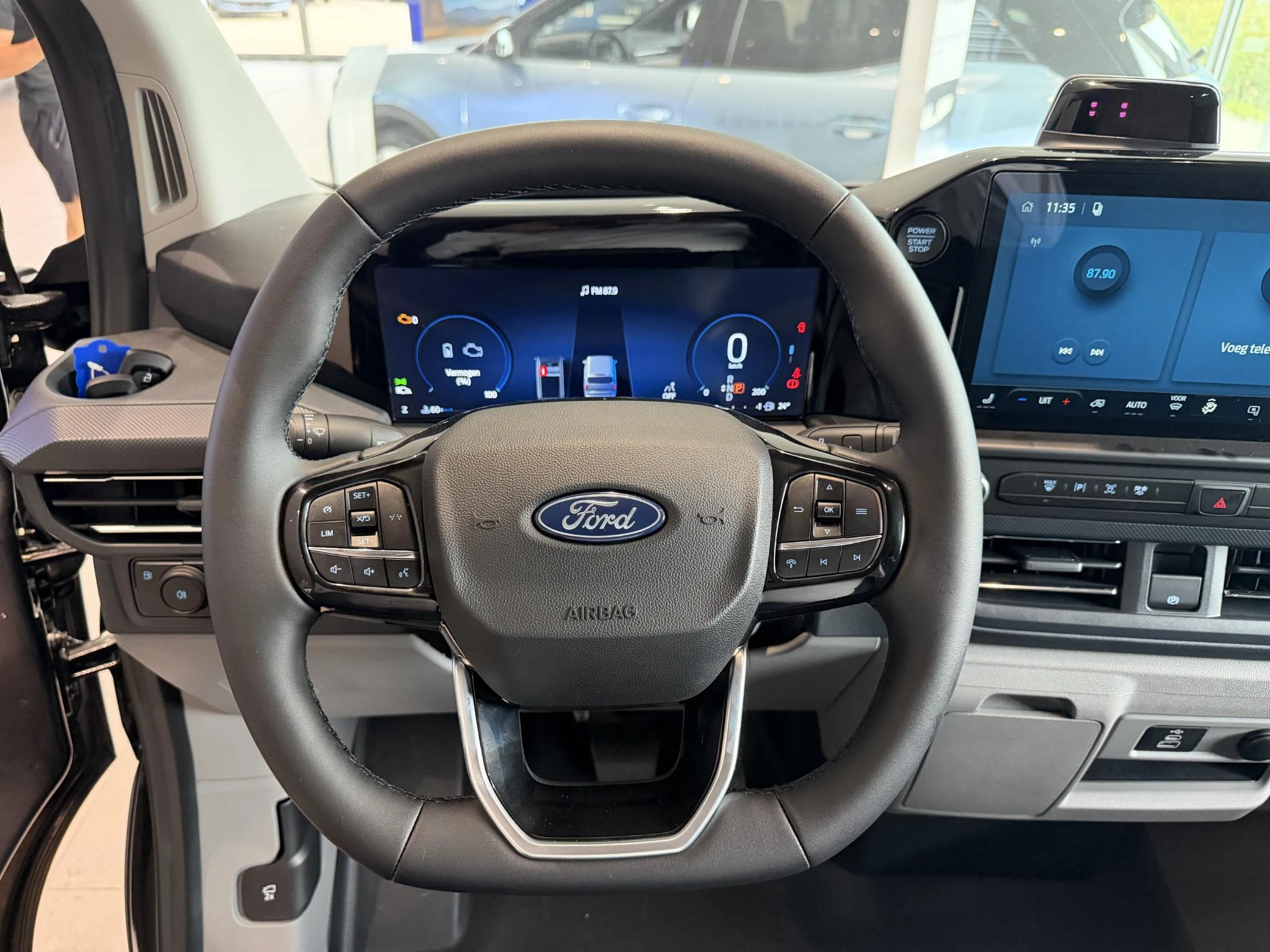Ford-Transit Custom-image-21