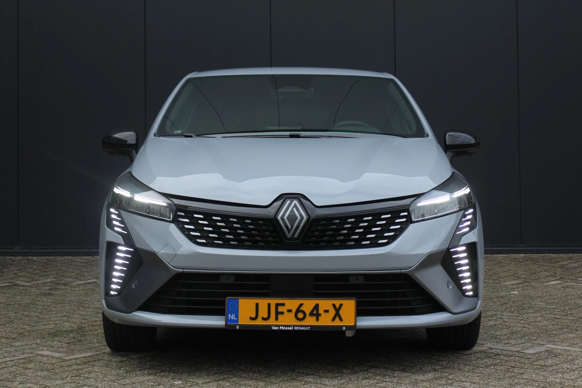 Renault-Clio-image-1