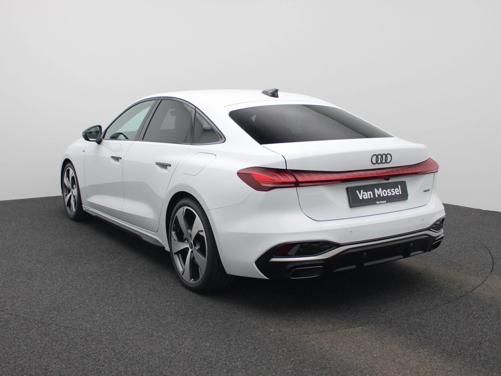 Audi A5 Limousine 2.0 e-hybrid quattro S edition 299 PK
