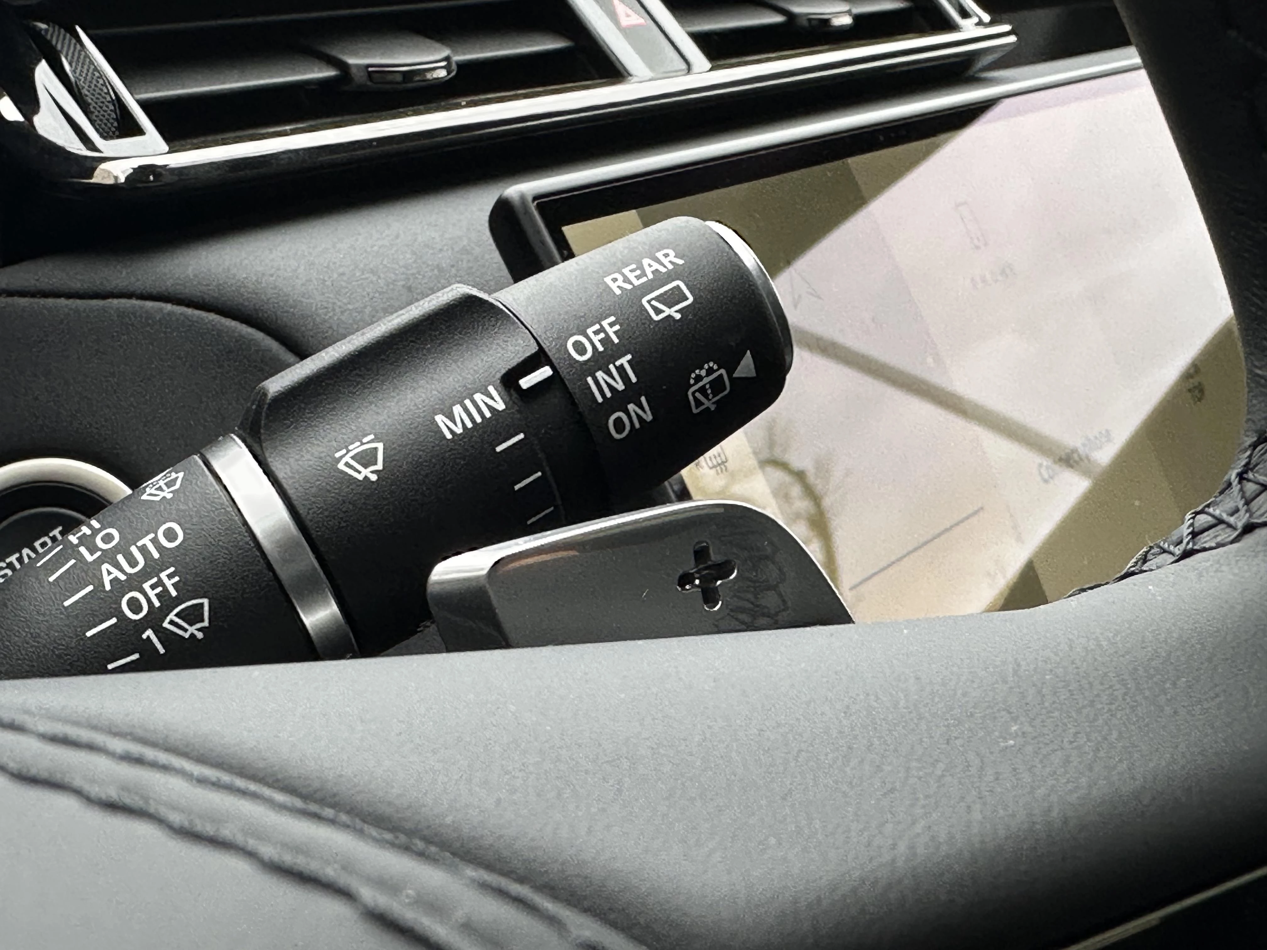 Land Rover-Range Rover Velar-image-20