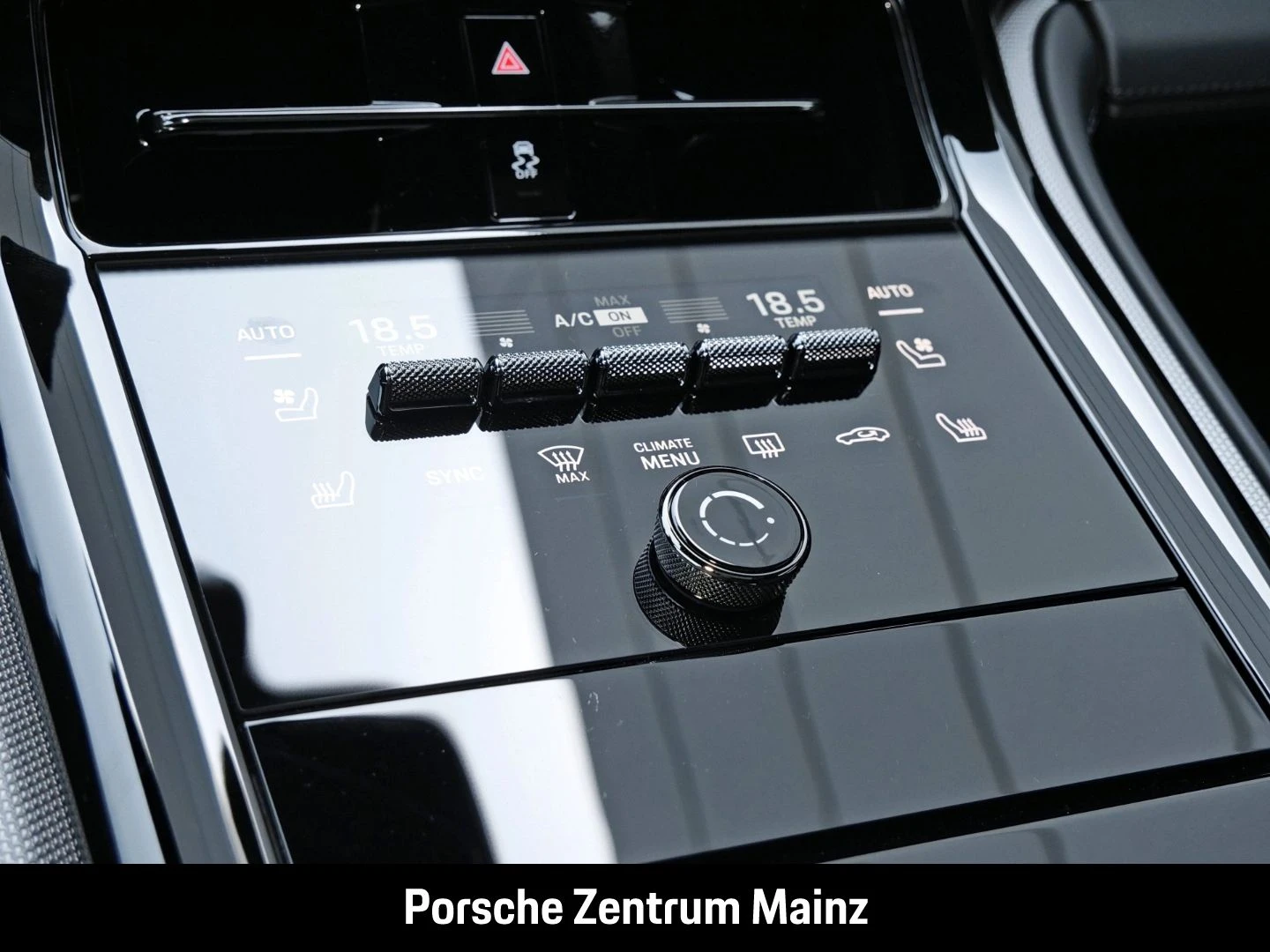 Porsche-Panamera-image-21