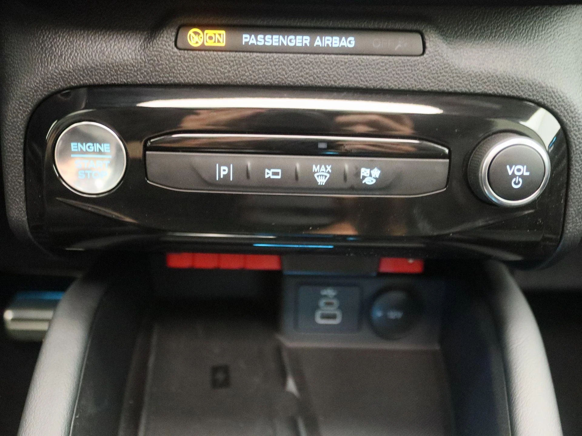 Ford-Kuga-image-9
