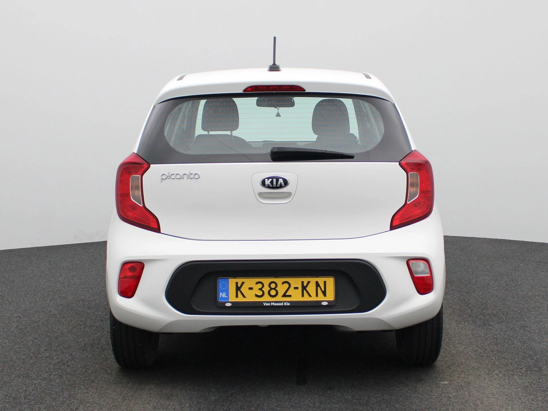 Kia-Picanto-image-4