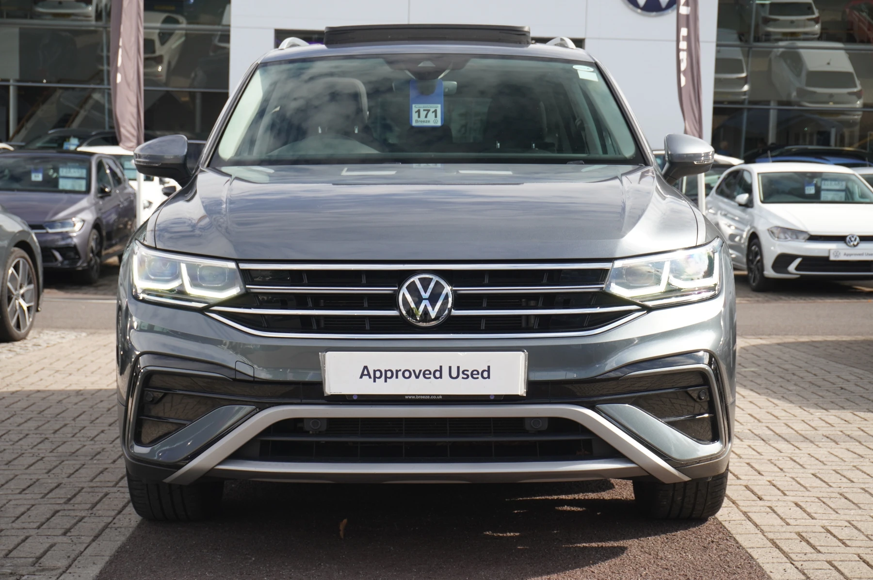 Volkswagen-Tiguan Allspace-image-6