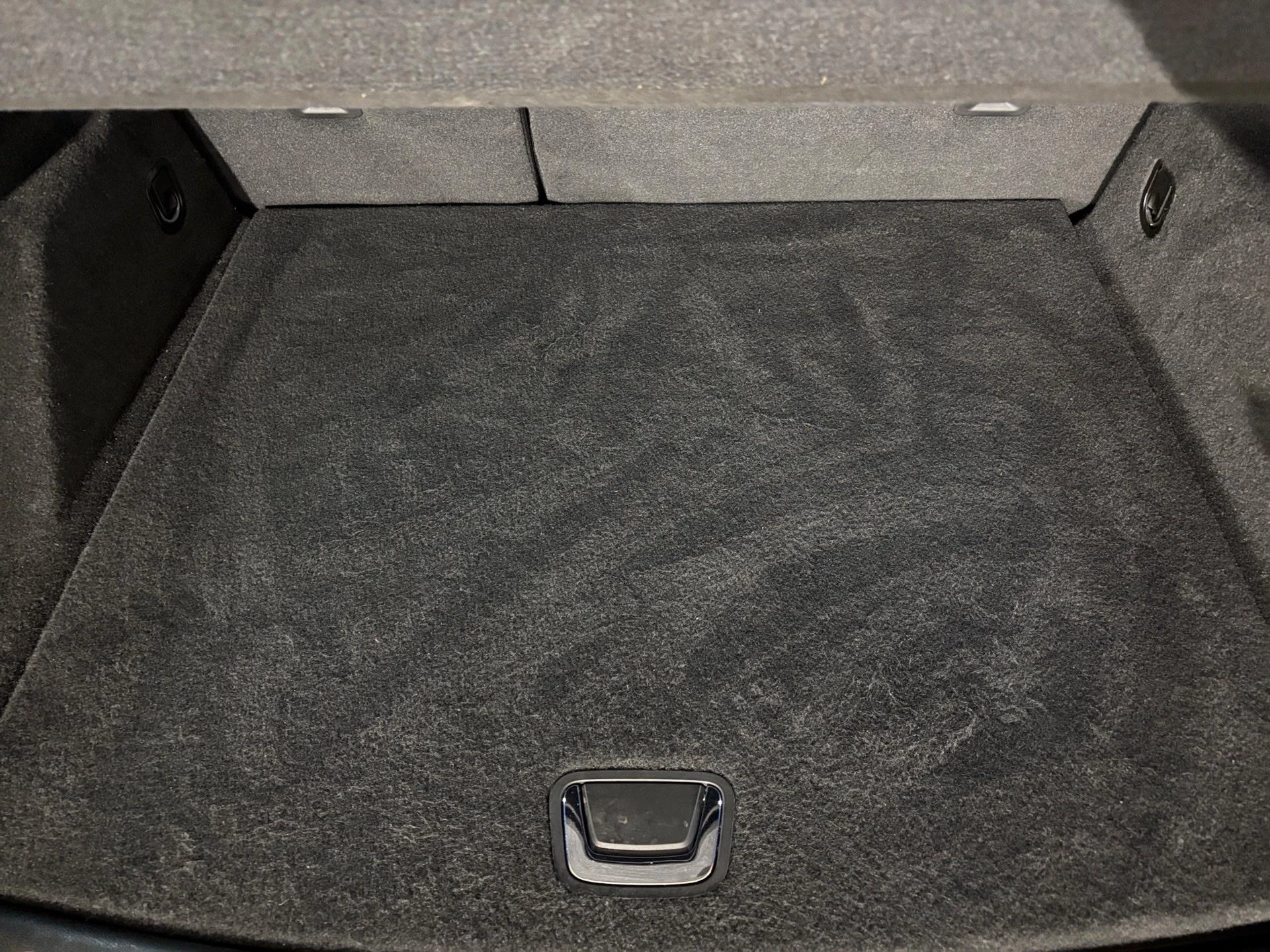 Cadillac-XT4-image-11