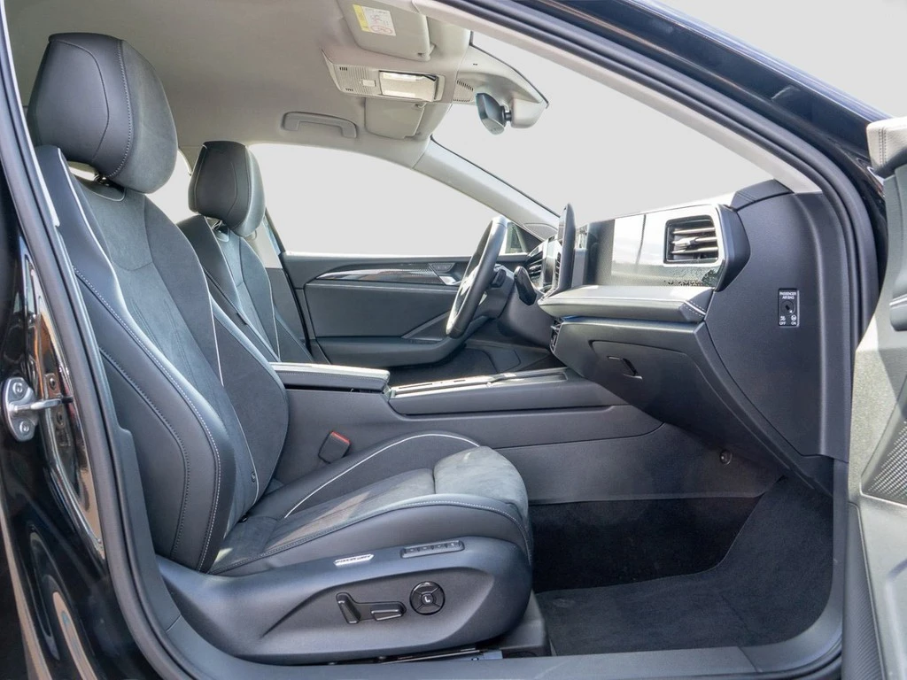 Volkswagen-Passat-image-7