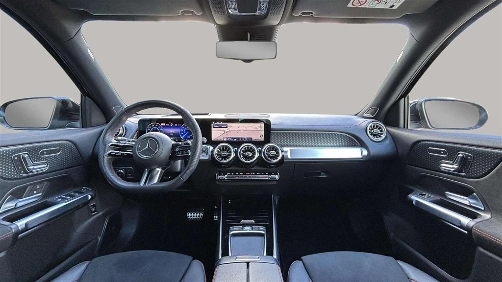 Mercedes-Benz-EQB-image-12