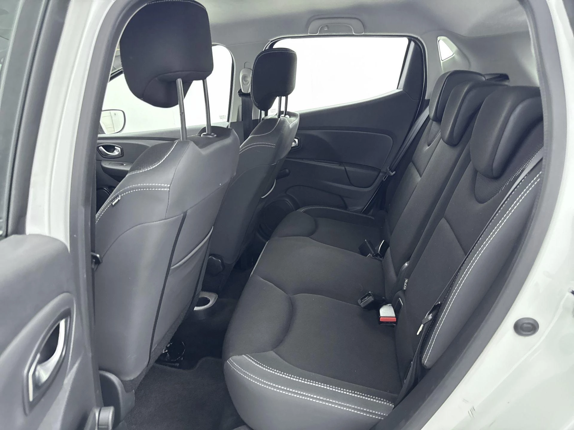 Renault-Clio-image-24