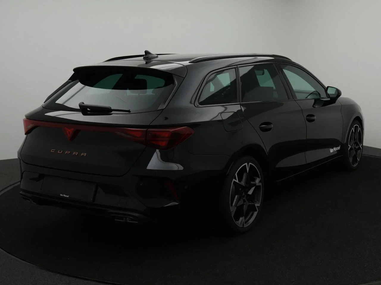 CUPRA-Leon Sportstourer-image-5