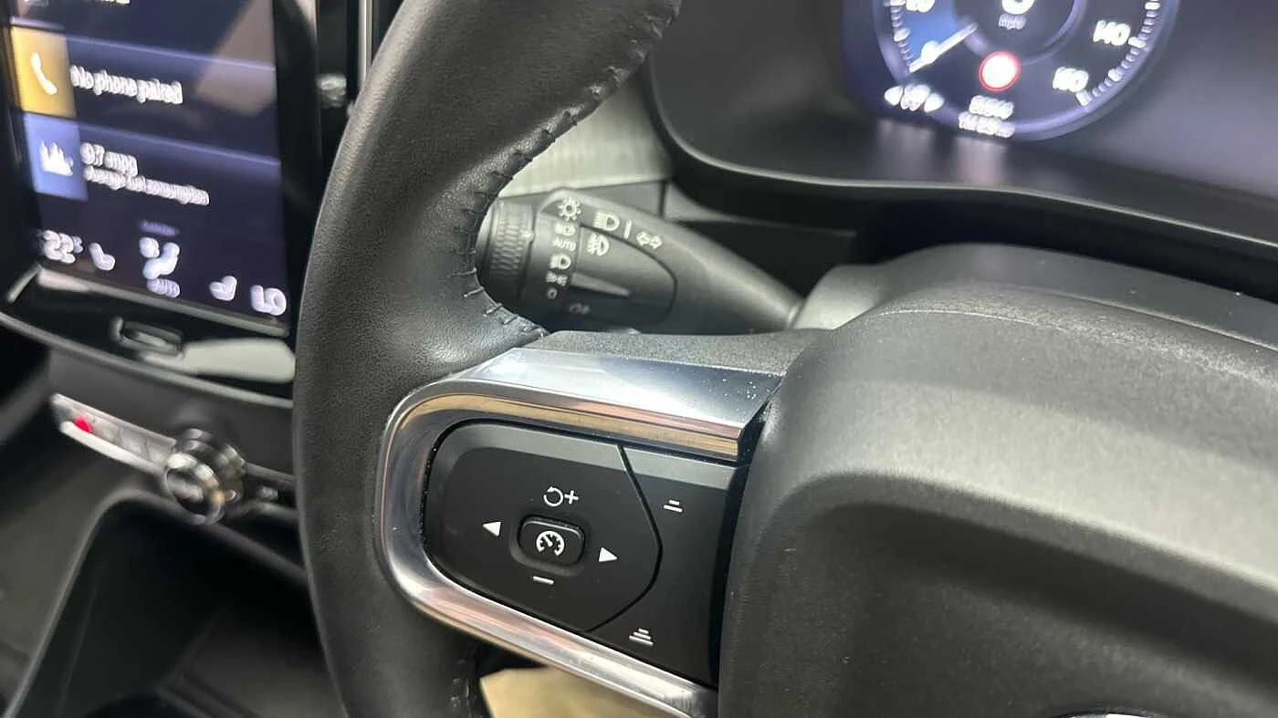 Volvo-XC40-image-18