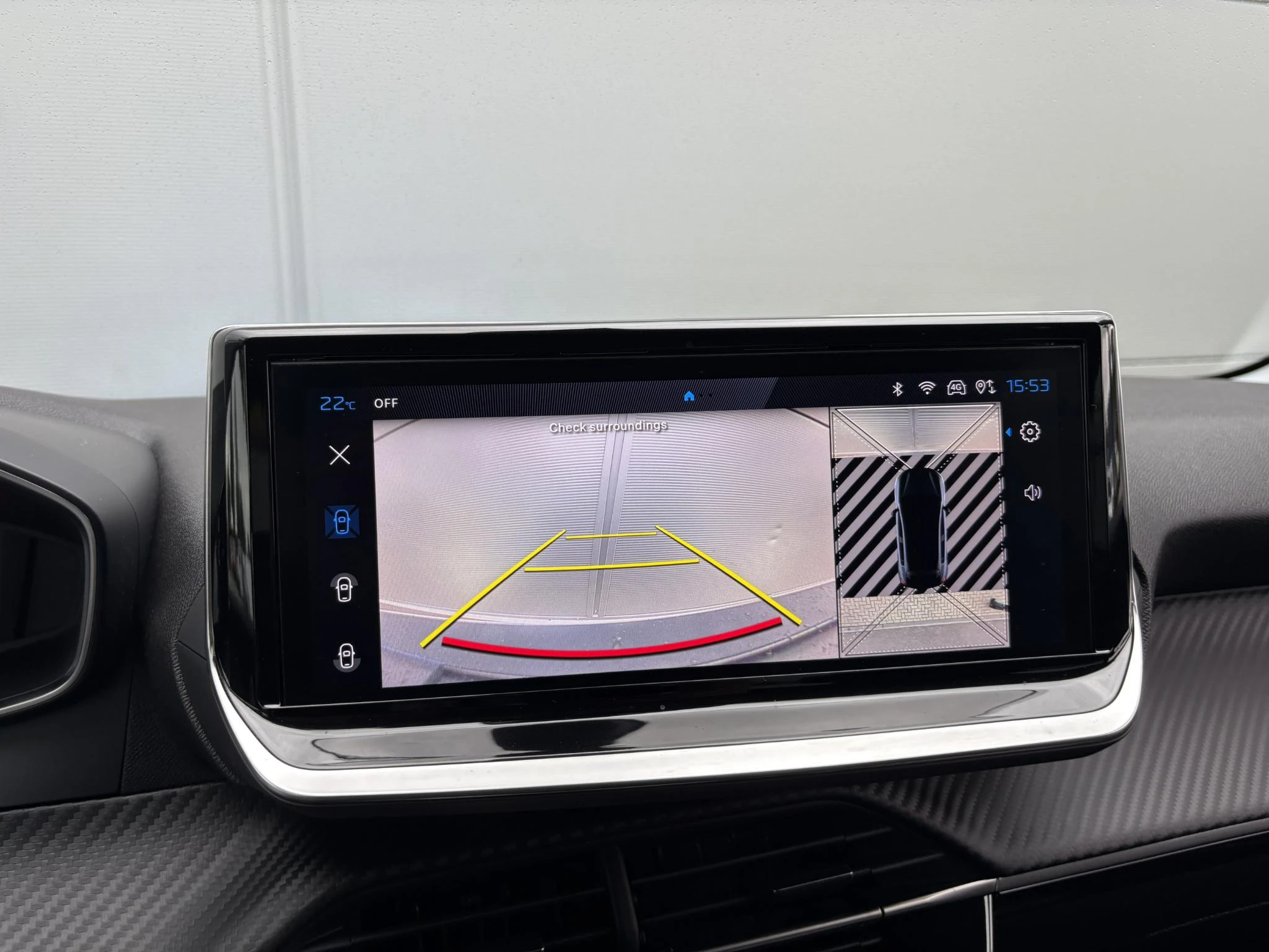 Peugeot-208-image-13