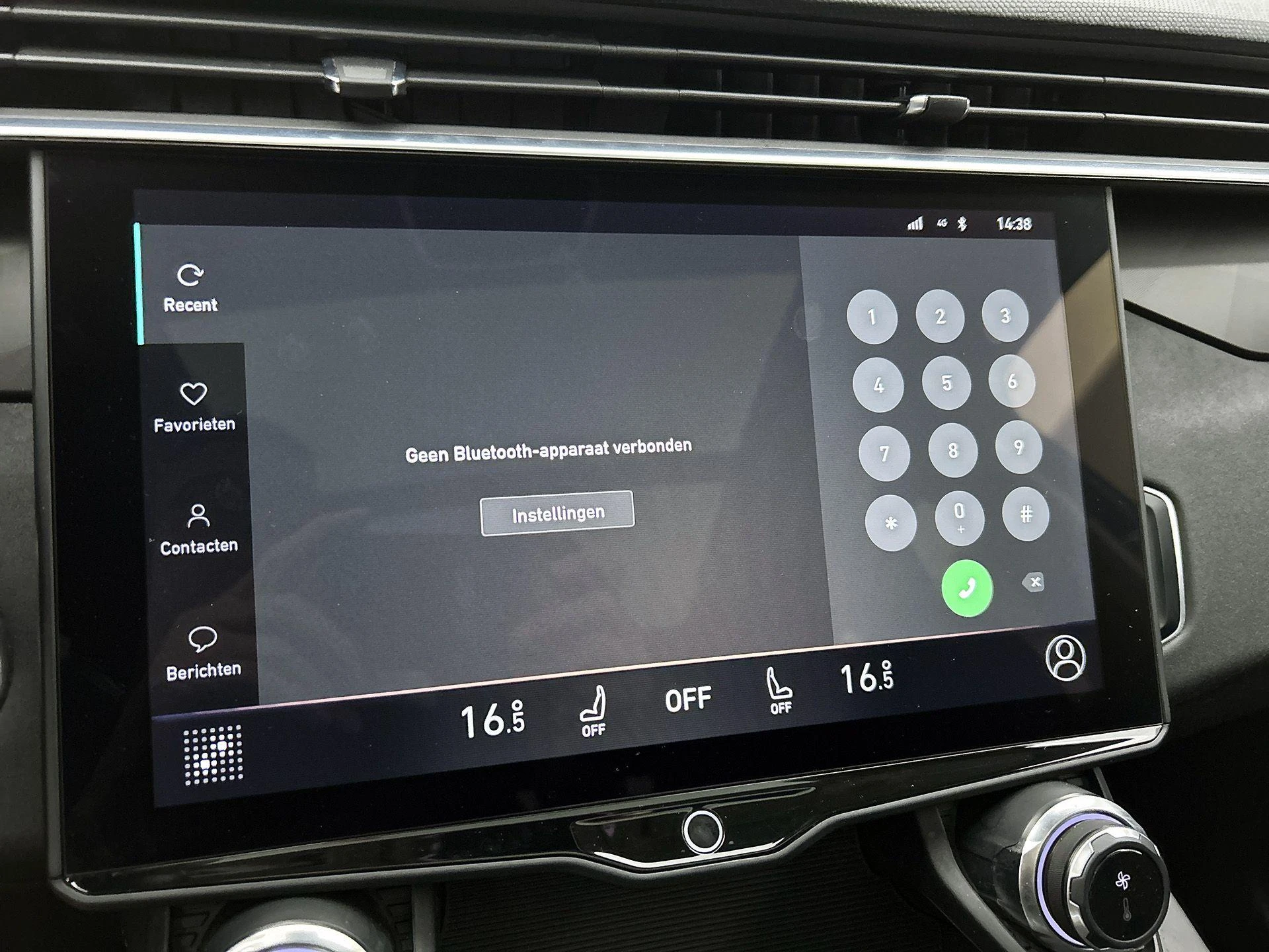 Lynk & Co-01-image-10