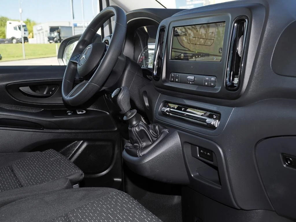 Mercedes-Benz-Vito 116-image-9