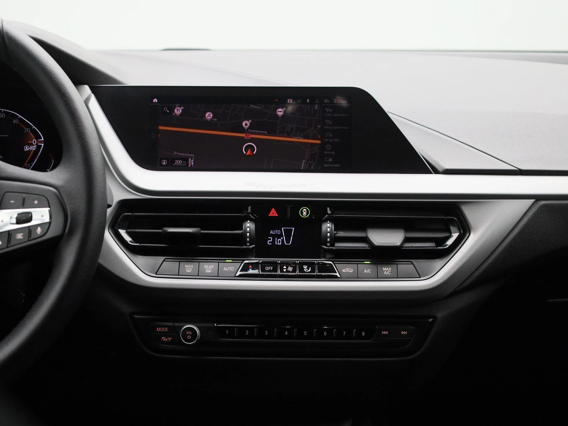 BMW-1 Reeks-image-8