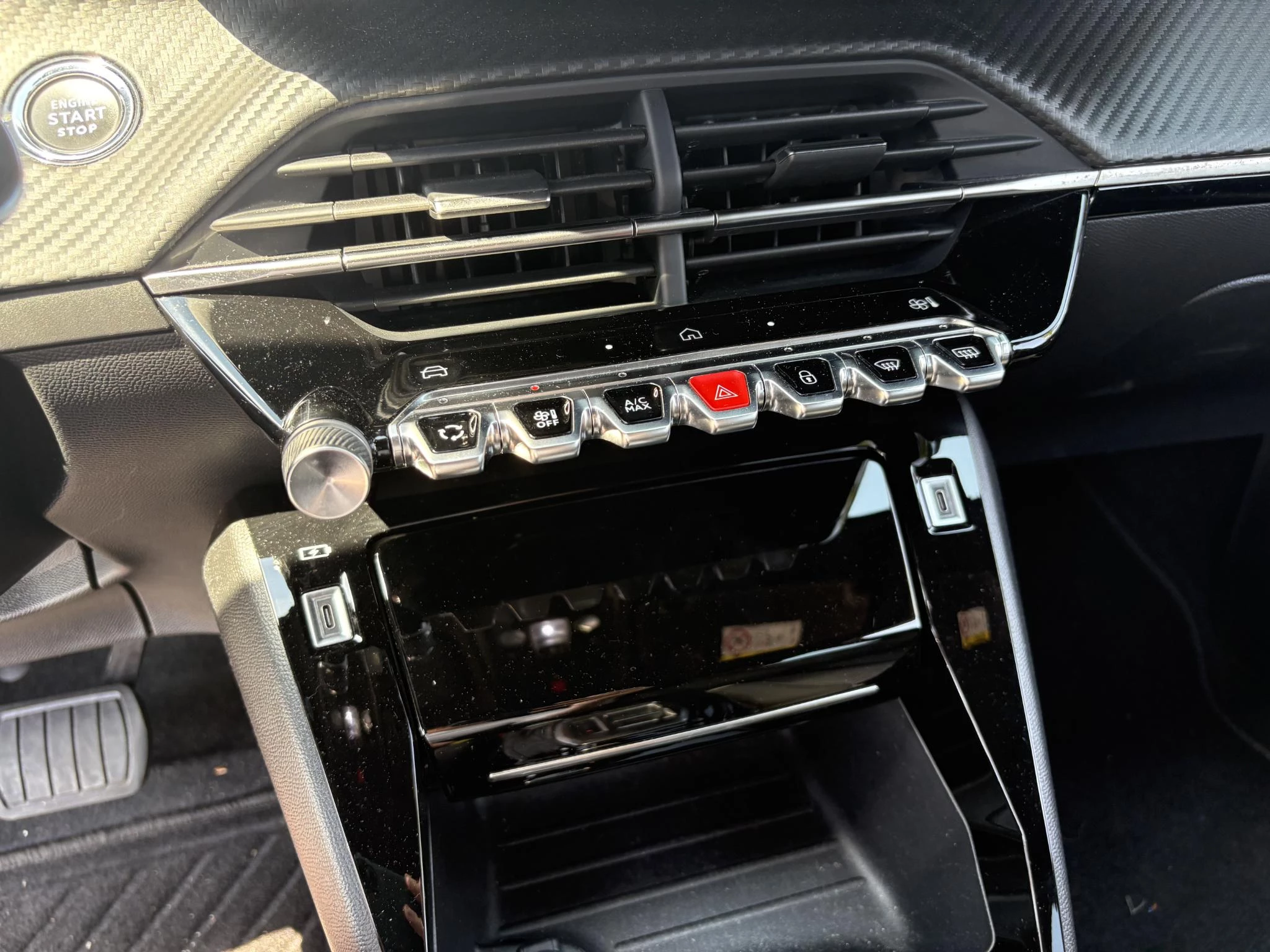 Peugeot 2008 1.2 Hybrid 136 Allure