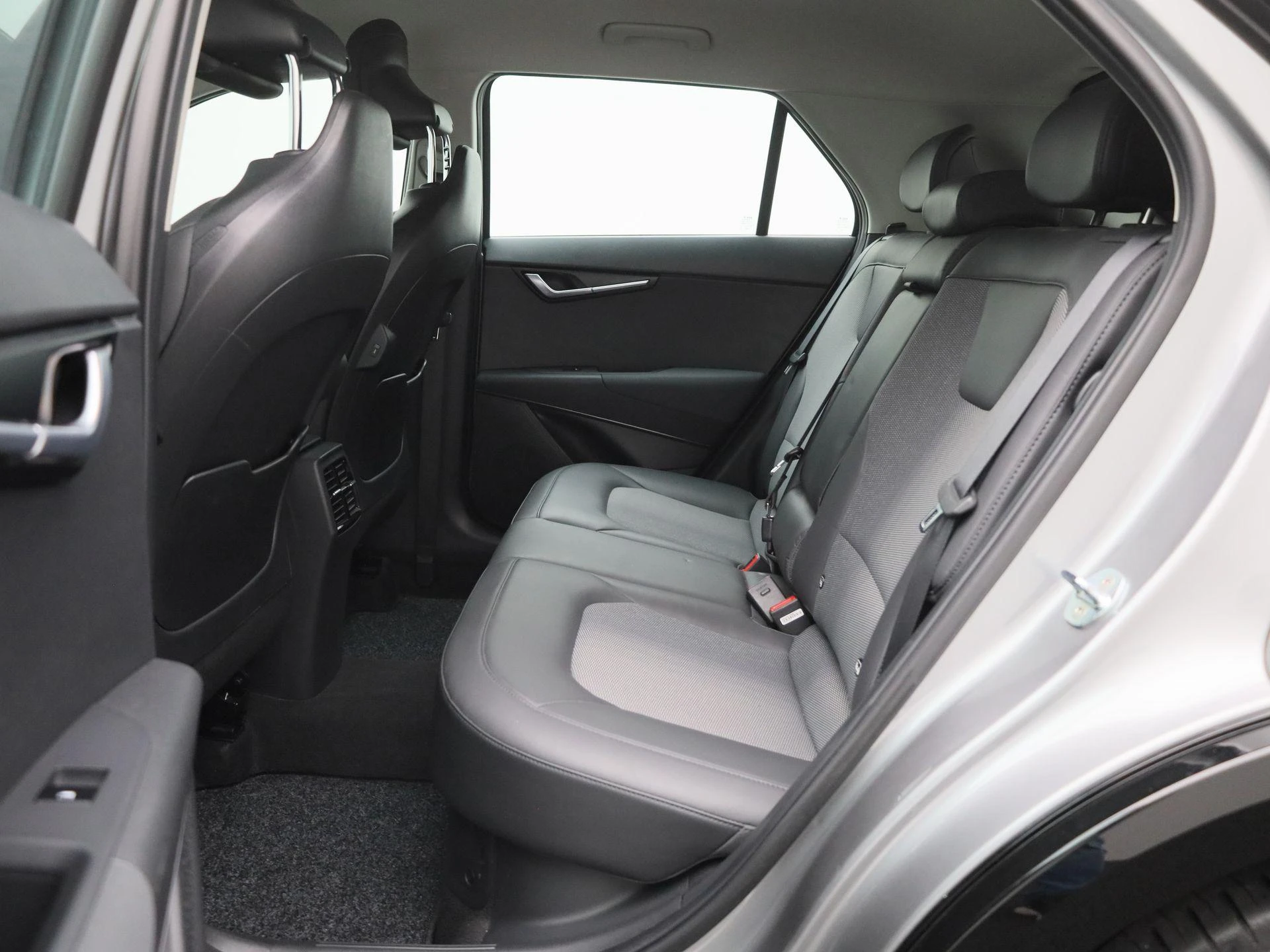 Kia-Niro-image-11