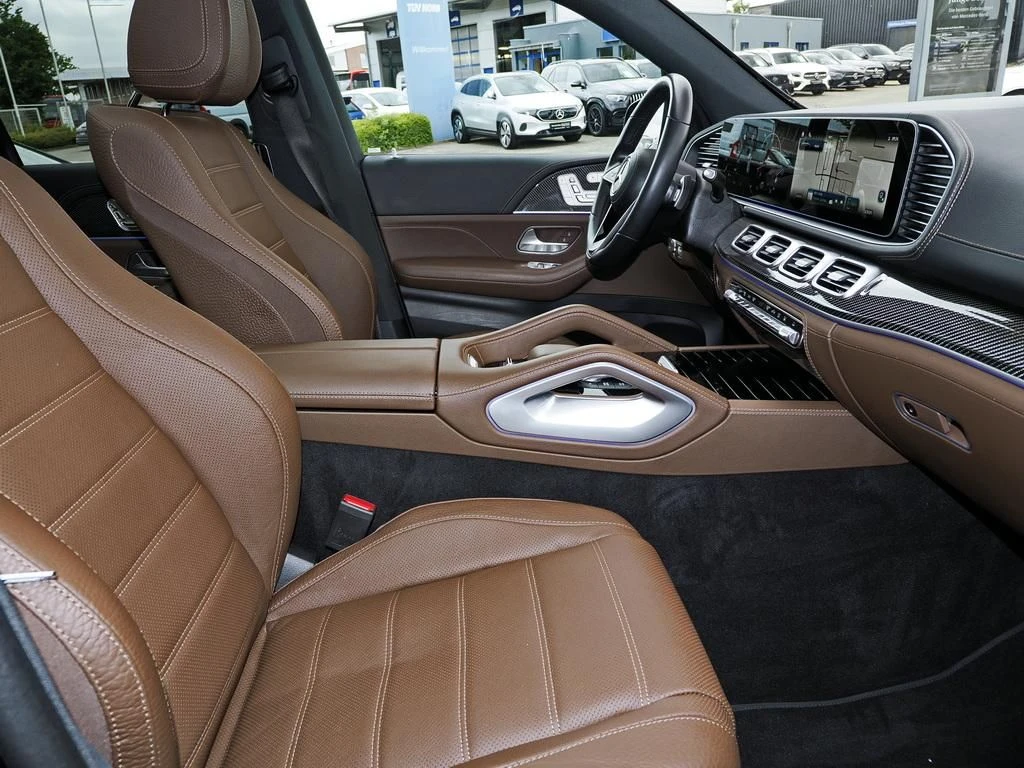 Mercedes-Benz-GLE 580-image-12