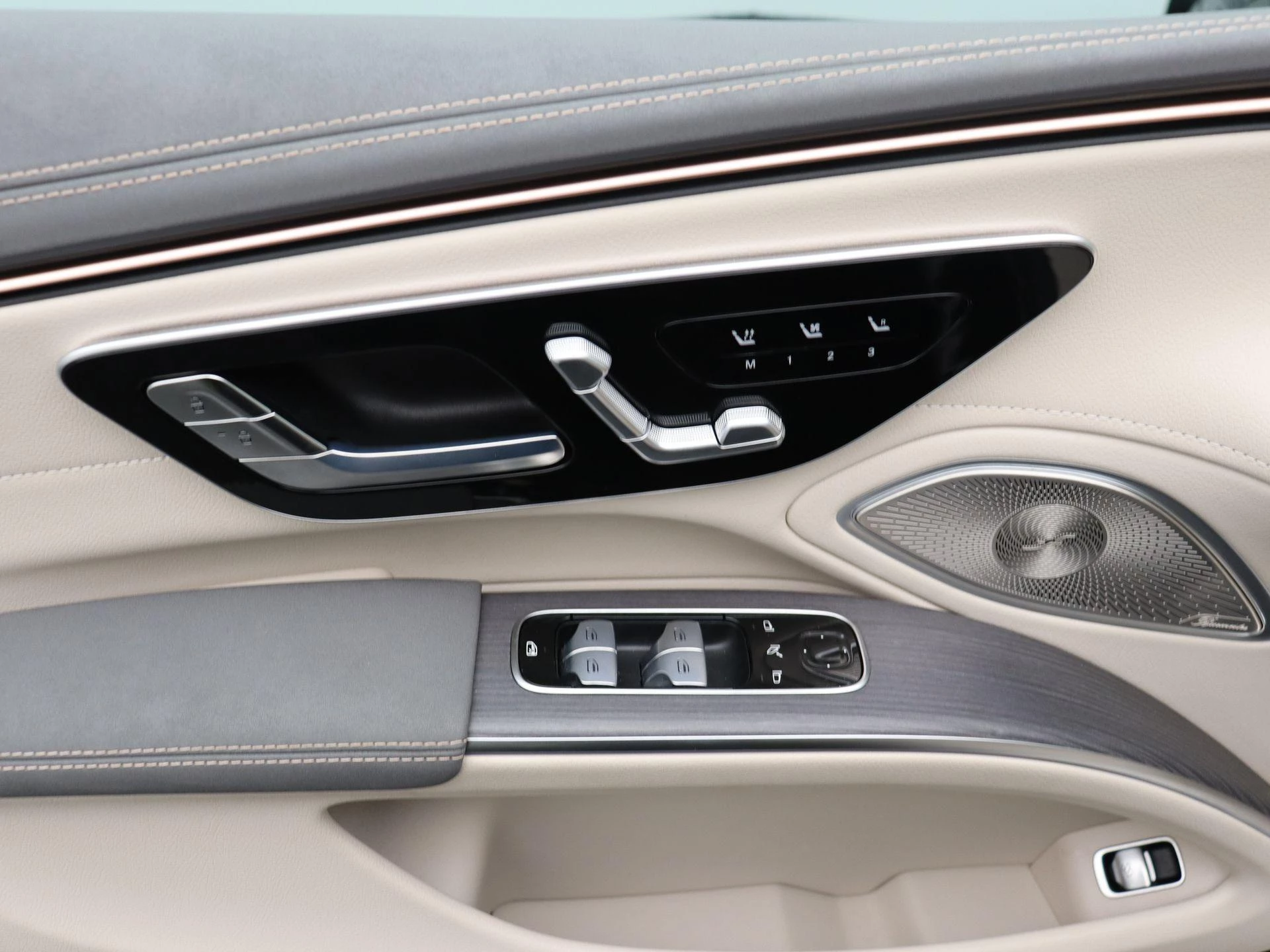 Mercedes-Benz EQS 350 Exclusive Line + LEDER + PANO DAK + HYPERSCREEN + DIGITAL LIGHT +