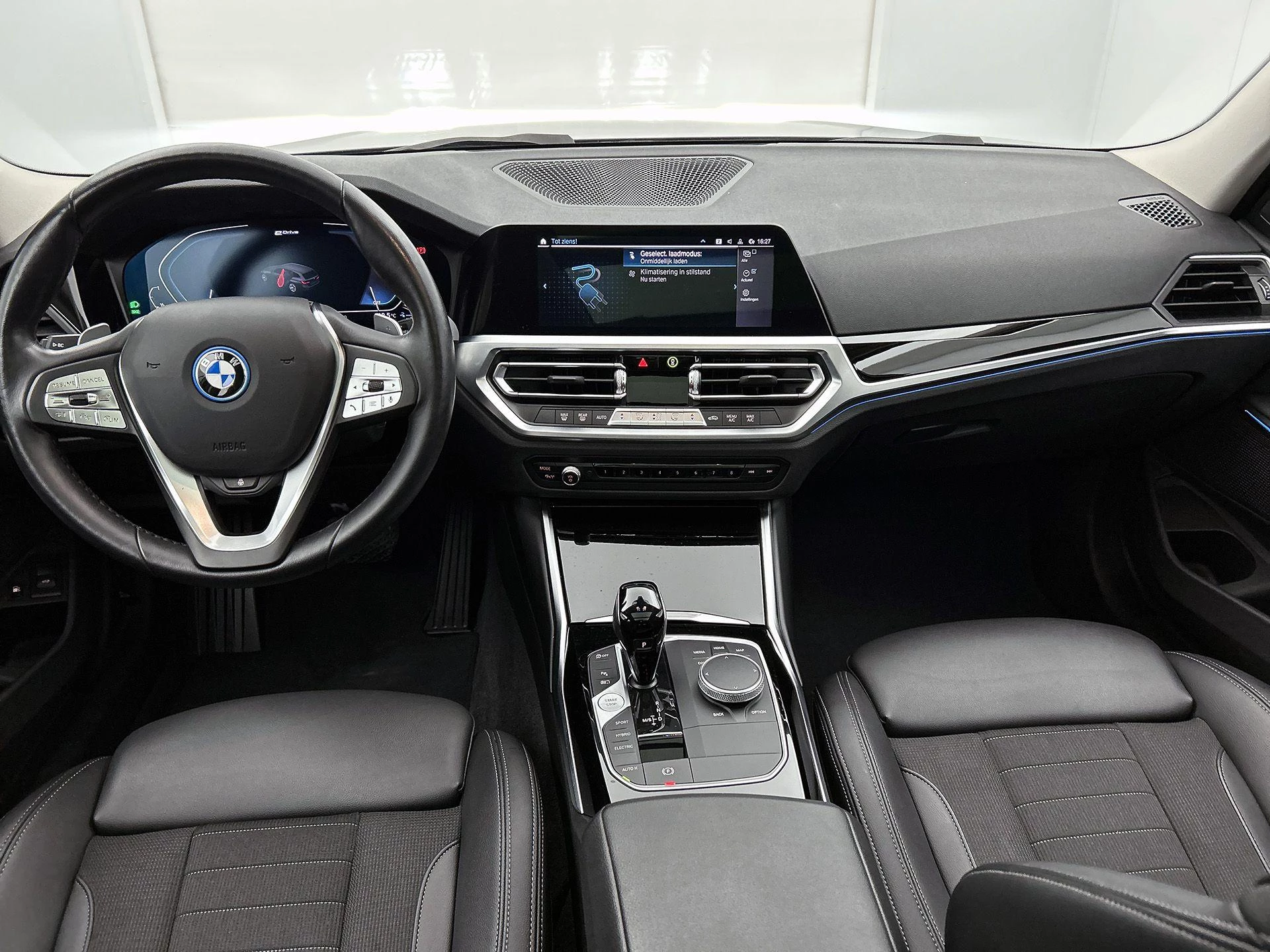 BMW-3 Serie-image-19