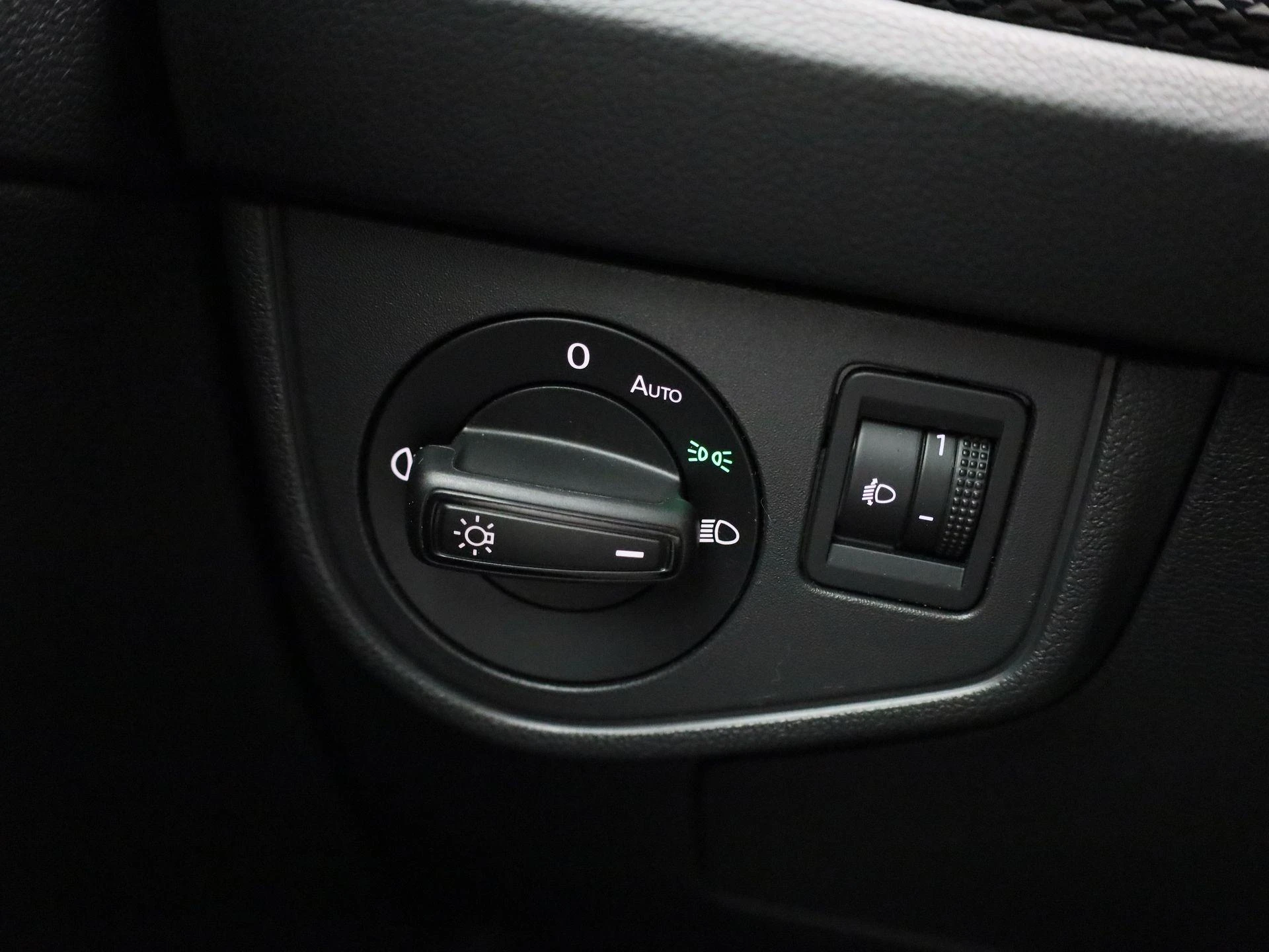 Volkswagen-Taigo-image-19