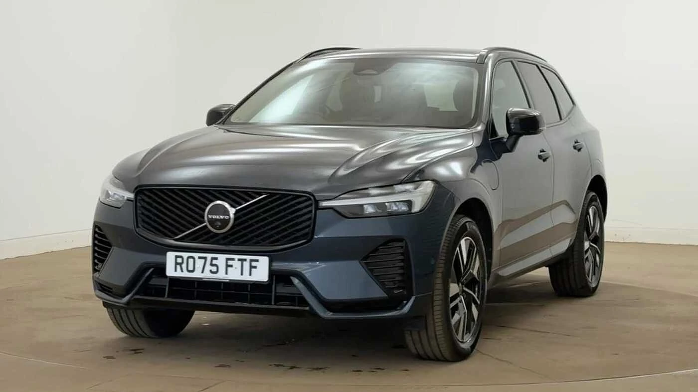 Volvo XC60 T6 AWD PHEV Electric/Petrol Plus Dark