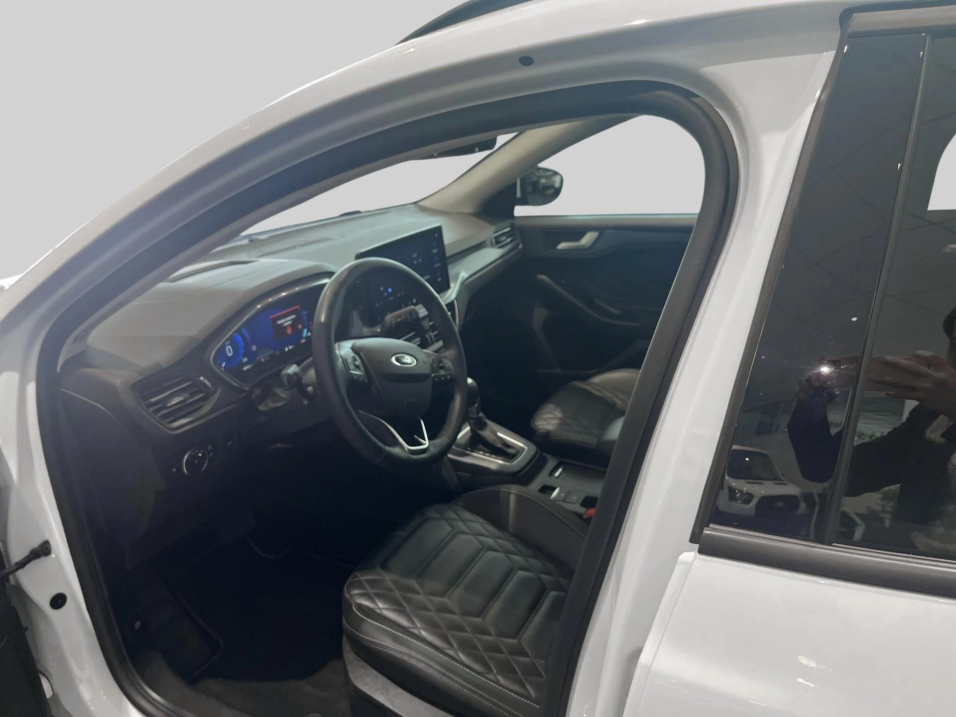 Ford Focus Clipper Active X - Leder - Pano - Uniek