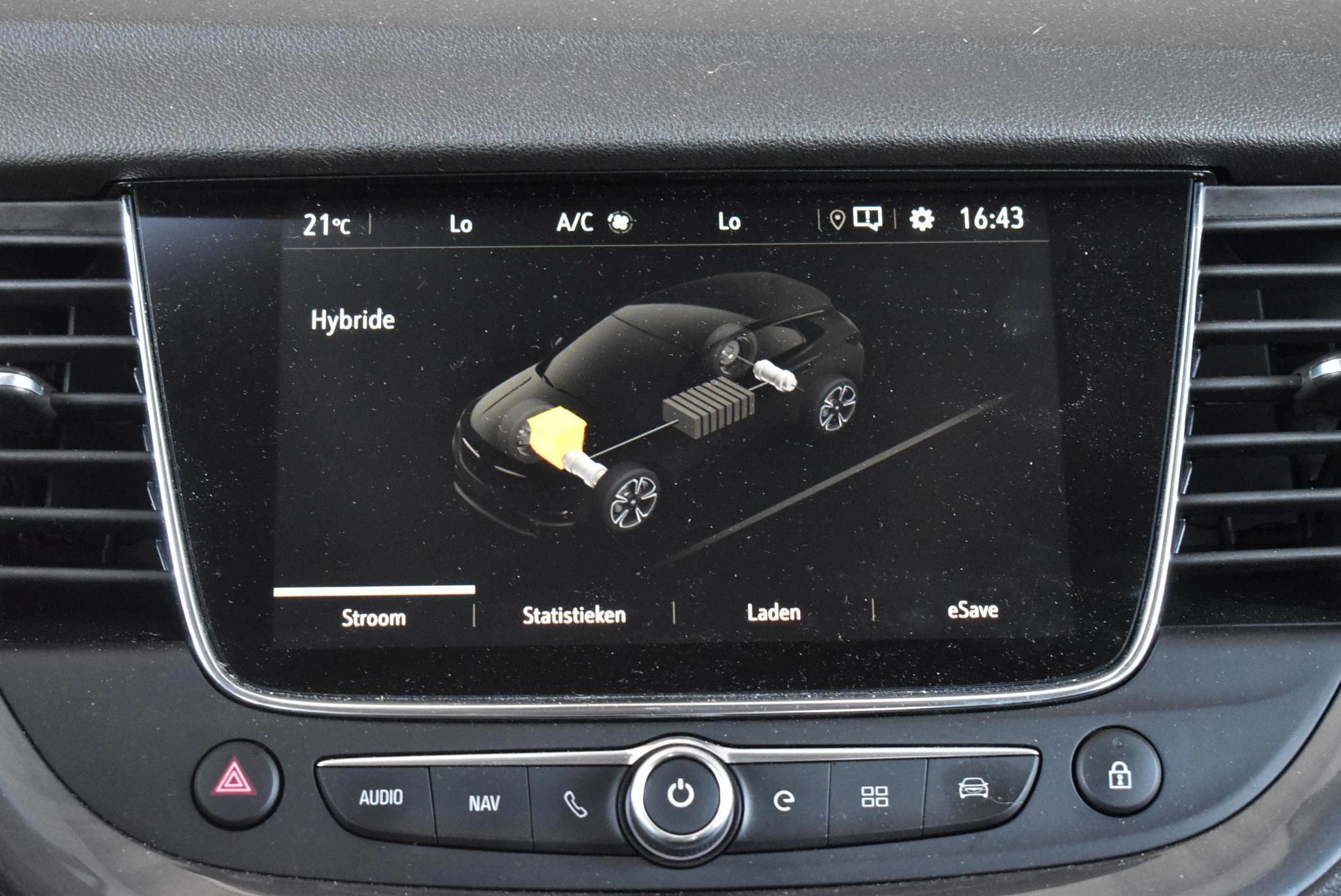 Opel Grandland X 1.6 Turbo Hybrid4 Business Executive